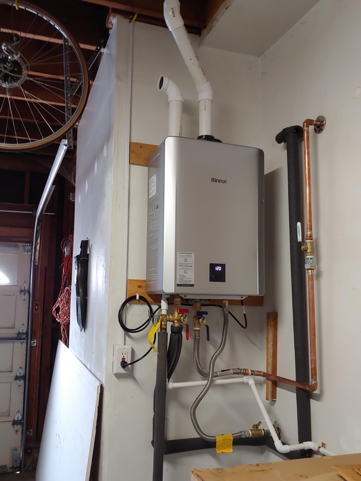 NEW Rinnai RX199iN Condensing Smart Sense Natural Gas or Propane Tankless Water Heater, Indoor or Outdoor Water Heater, Up to 11.1 GPM, 199,000 BTU Customer Review NEW Rinnai RX199iN Condensing Smart Sense Natural Gas or Propane Tankless Water Heater, Indoor or Outdoor Water Heater, Up to 11.1 GPM, 199,000 BTU - Customer Photo 4