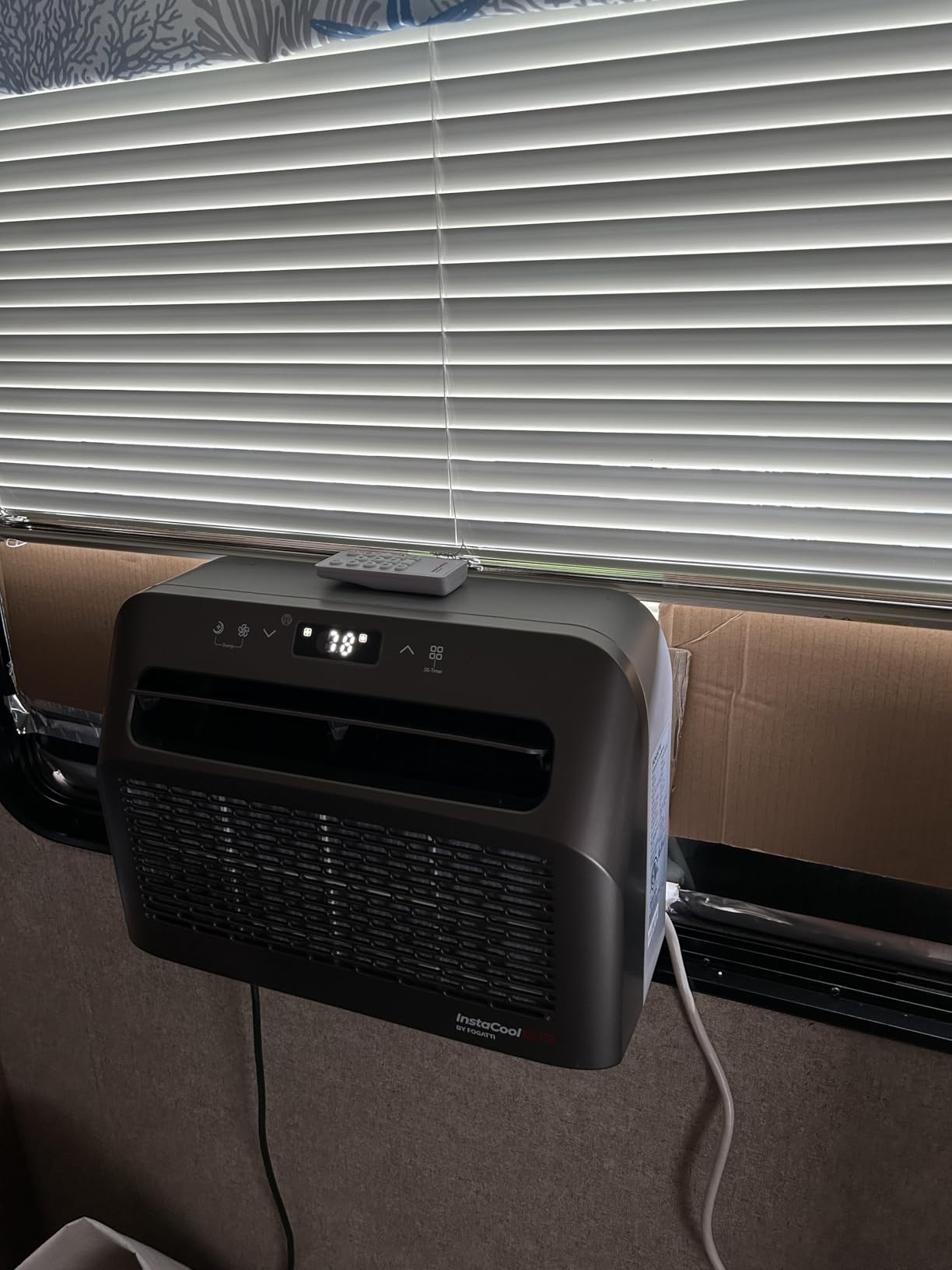 FOGATTI RV Window Air Conditioner, 6500 BTU Cools up to 120Sq.ft, 4-in-1 U Shaped AC Unit with Remote Control, Suitable For RV and House-workshop, included Window Installation Kits (Silver Grey) - Customer Photo 1
