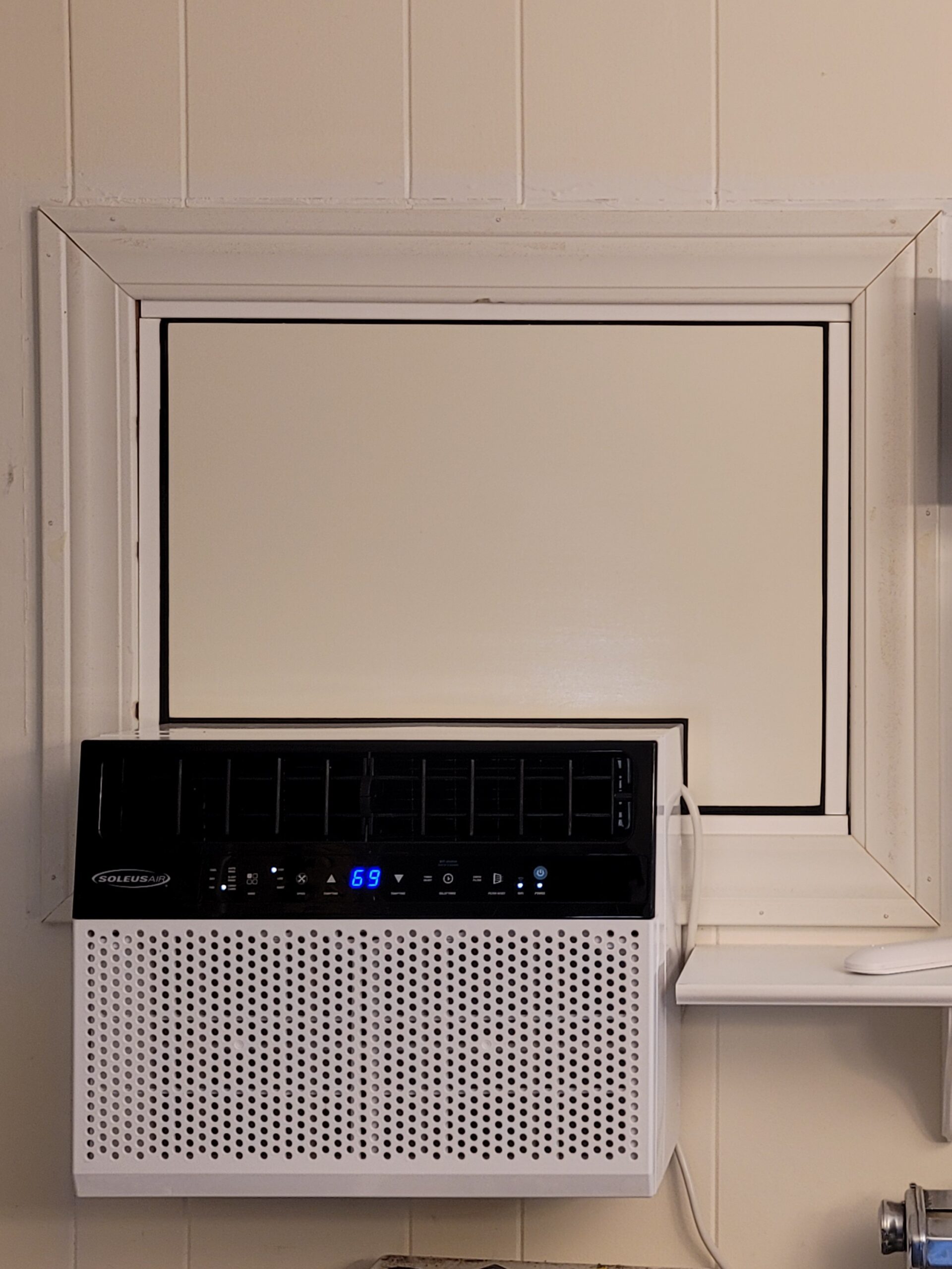 Soleus Air 12,000 BTU Window Air Conditioner with 10,000 BTU Heater Customer Review Soleus Air 12,000 BTU Window Air Conditioner with 10,000 BTU Heater - Customer Photo 1