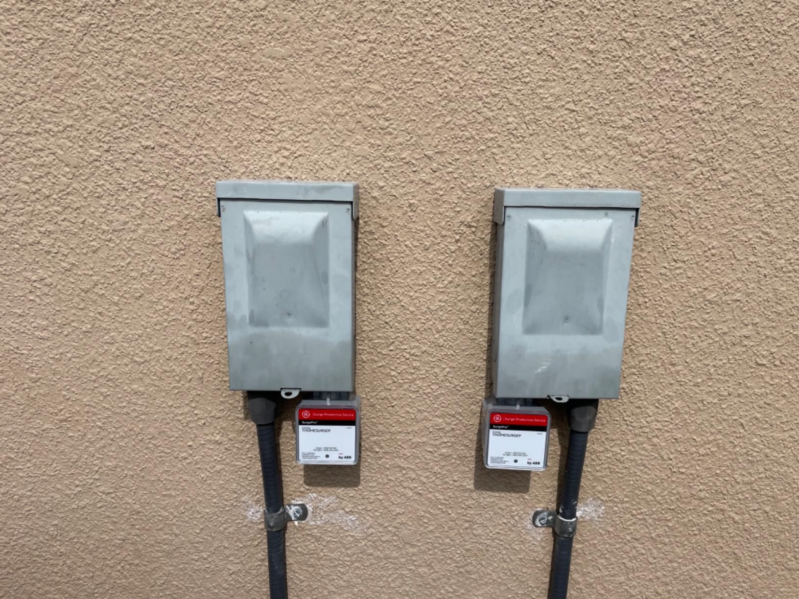THOMESURGEP by ABB • SurgePro™ Surge Protective Device • Externally Mounted Wired Residential SPD for Retail and Home • Type 1 SPD • Safe, Reliable, and Functional - Customer Photo 4