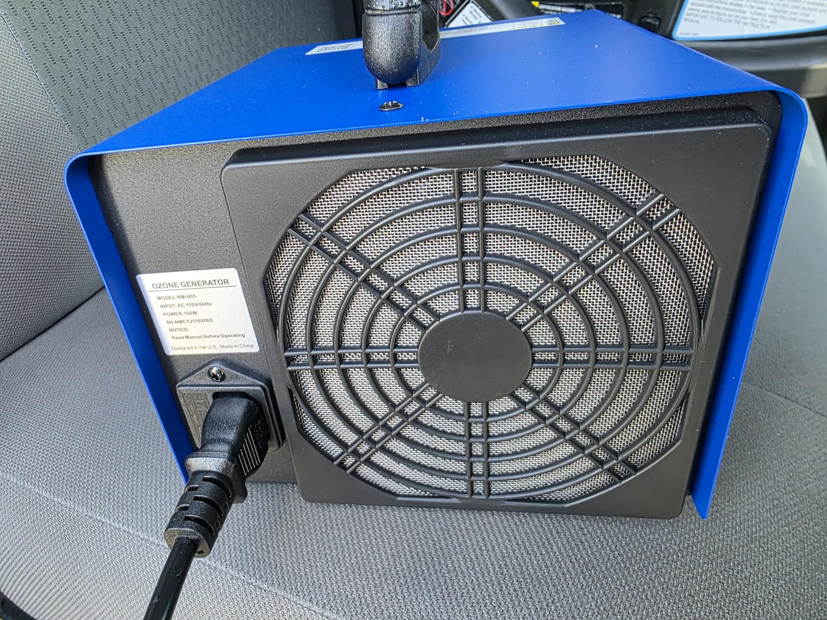 ONAMOR Ozone Generator Odor Eliminator 70000mg, High Capacity Ozone Machine Odor Removal Up to 6000 Sq.Ft, Ionizer Ozonator for Smoke, Car, Basement And Pet Room, Black Customer Review ONAMOR Ozone Generator Odor Eliminator 70000mg, High Capacity Ozone Machine Odor Removal Up to 6000 Sq.Ft, Ionizer Ozonator for Smoke, Car, Basement And Pet Room, Black - Customer Photo 1