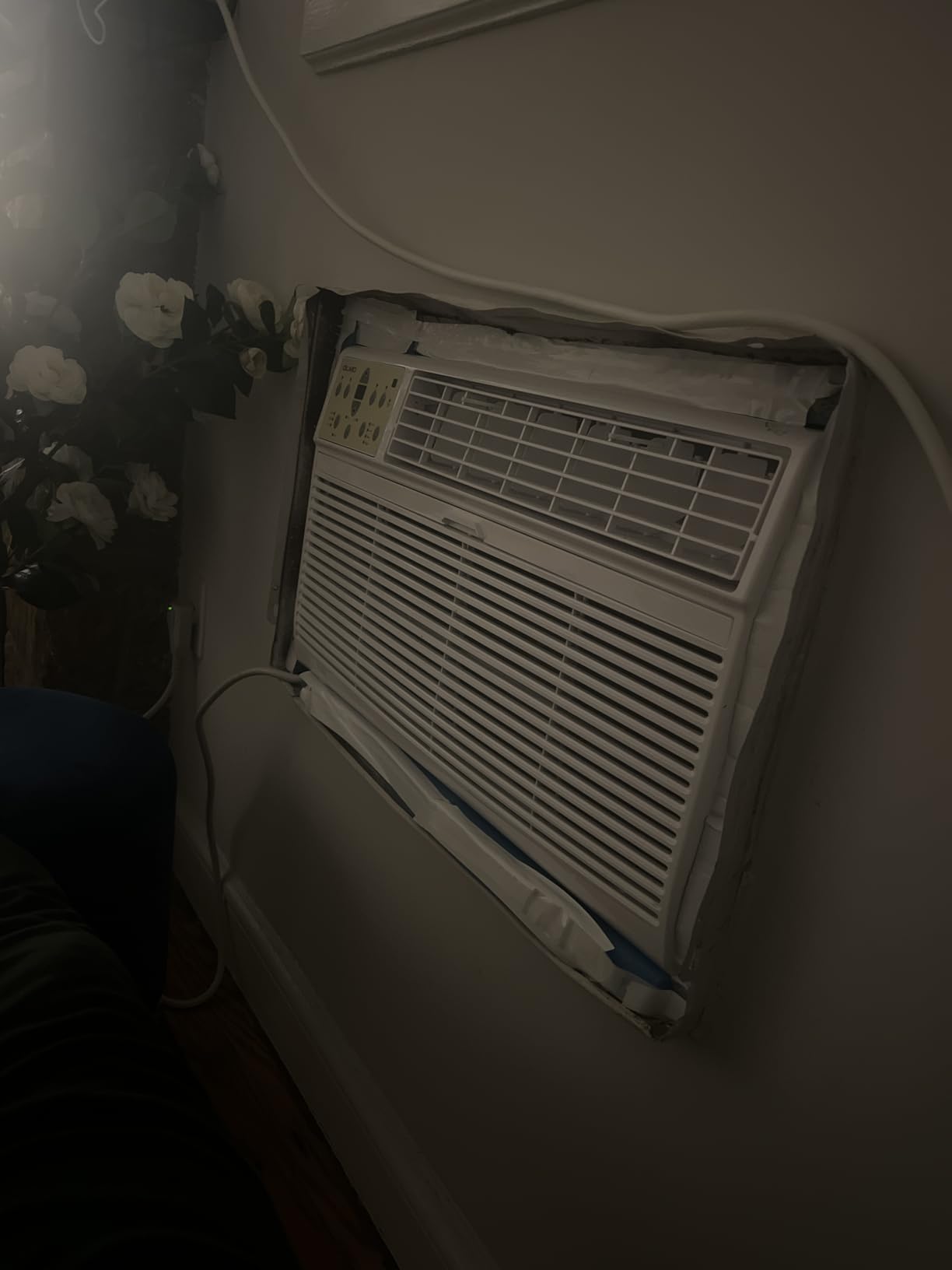 OLMO 8,000 BTU 115V Through-the-Wall Air Conditioner & Heat System – Heating & Cooling – Includes Wall Sleeve, Remote Control & Built-In Wireless Smart Kit – R-32 Refrigerant - Customer Photo 2
