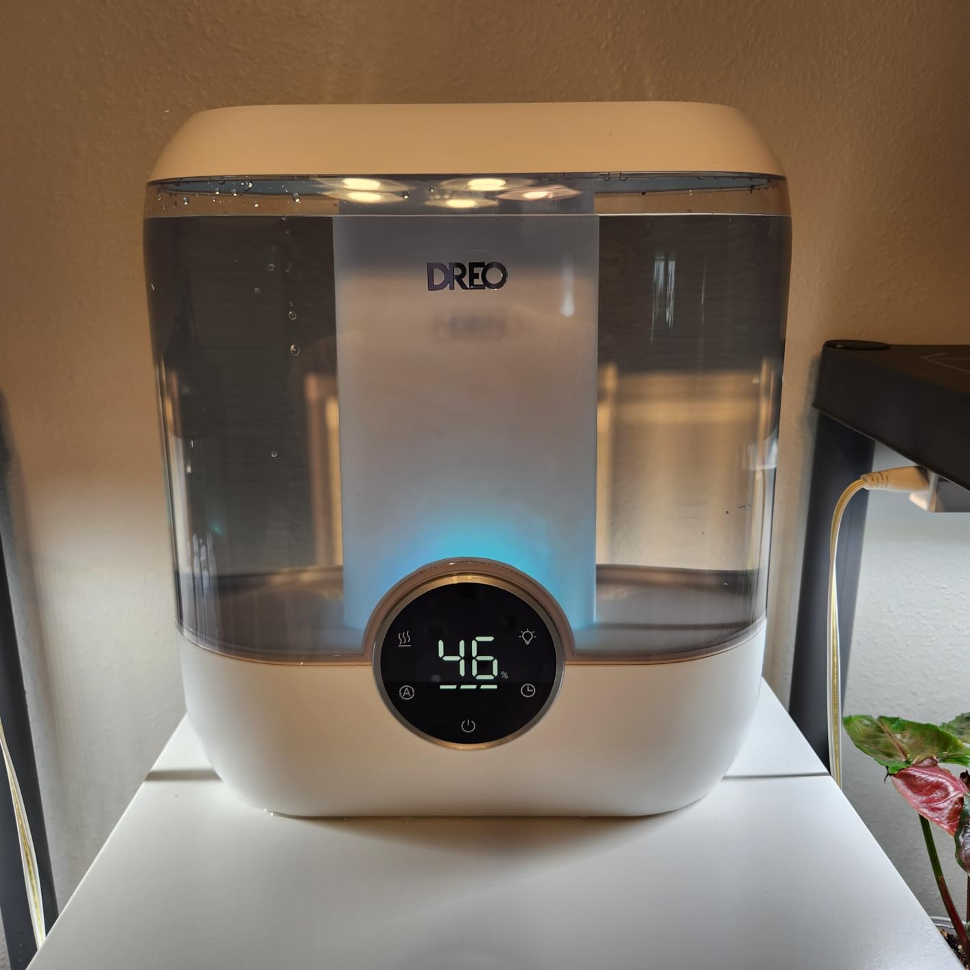 Dreo 6L Top Fill Humidifiers for Bedroom, 60H Runtime 28 dB Quiet Supersized Cool Mist Air Humidifiers for Large Room, Baby Nursery, Plant, Indoor, Night Light, Easy to Clean, Precise Humidity Control - Customer Photo 5