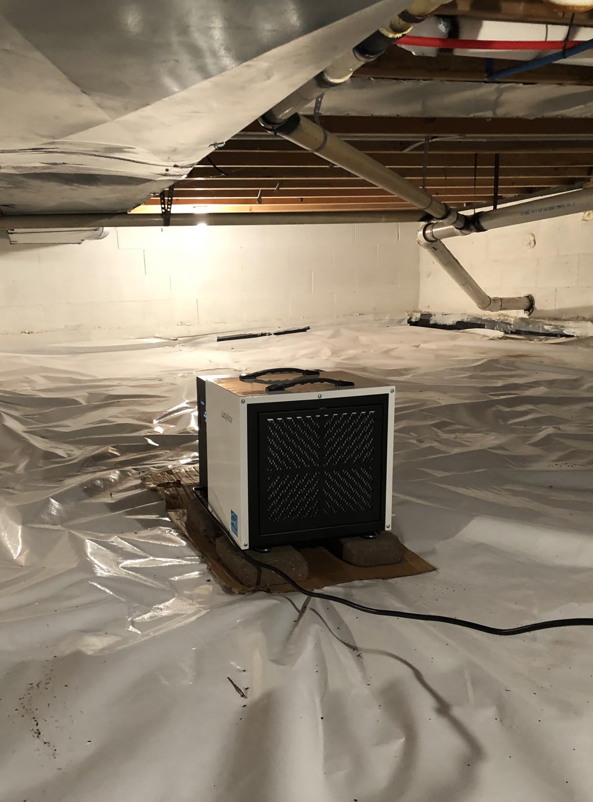 Waykar 158 Pint Commercial Dehumidifier with Pump and Drain Hose for Crawl Spaces, Basements, Ducted Industrial Use, and Water Damage Unit, for Spaces up to 7500 Square Feet, Smart Humidity Control - Customer Photo 2