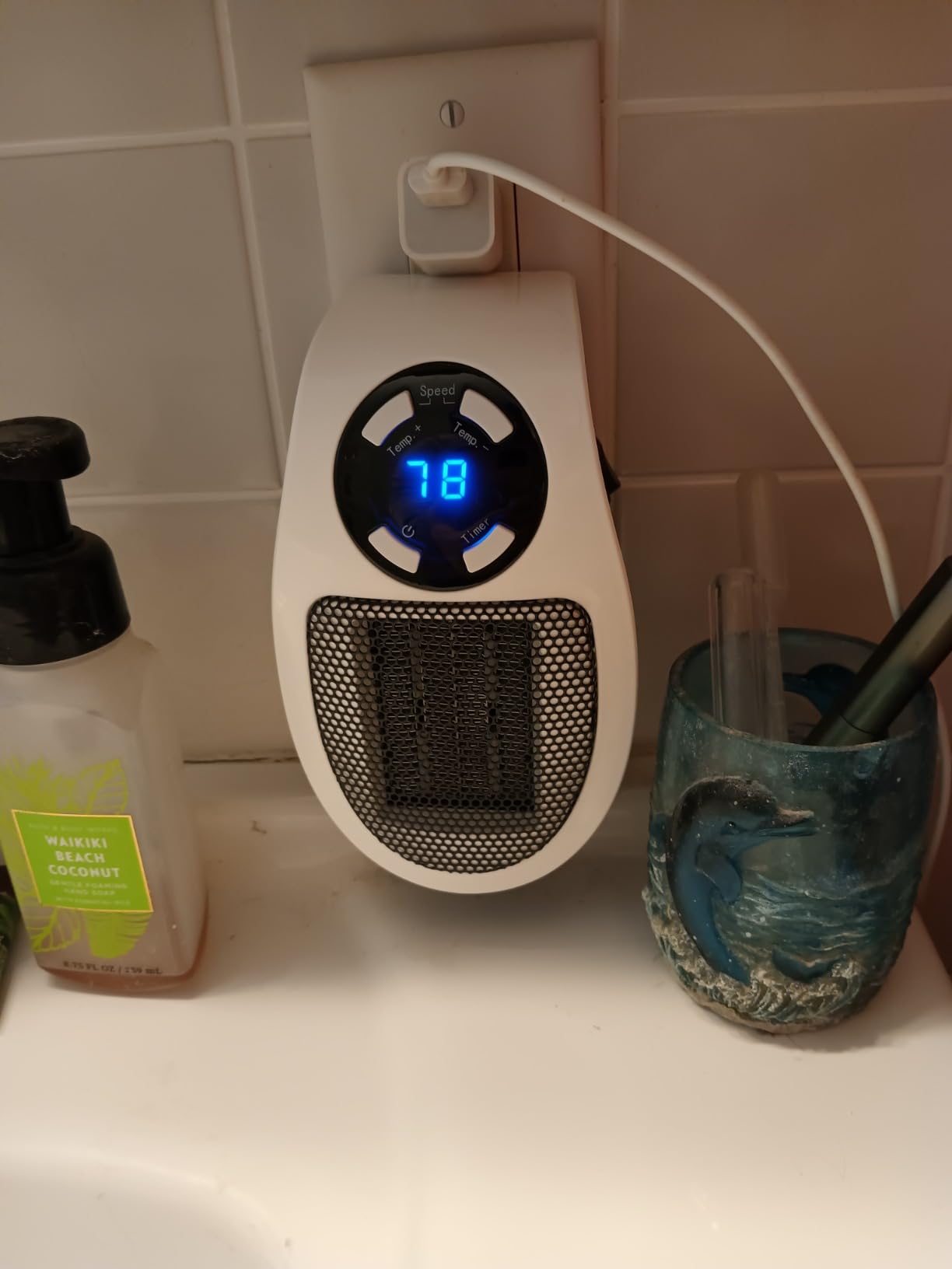 450W Mini Space Heater With Temperature Detection, Remote Wall Outlet Electric Space Heater as Seen on TV with Adjustable Thermostat and Timer and Led Display, Compact for Office Room RV (Smart-White) Customer Review 450W Mini Space Heater With Temperature Detection, Remote Wall Outlet Electric Space Heater as Seen on TV with Adjustable Thermostat and Timer and Led Display, Compact for Office Room RV (Smart-White) - Customer Photo 3