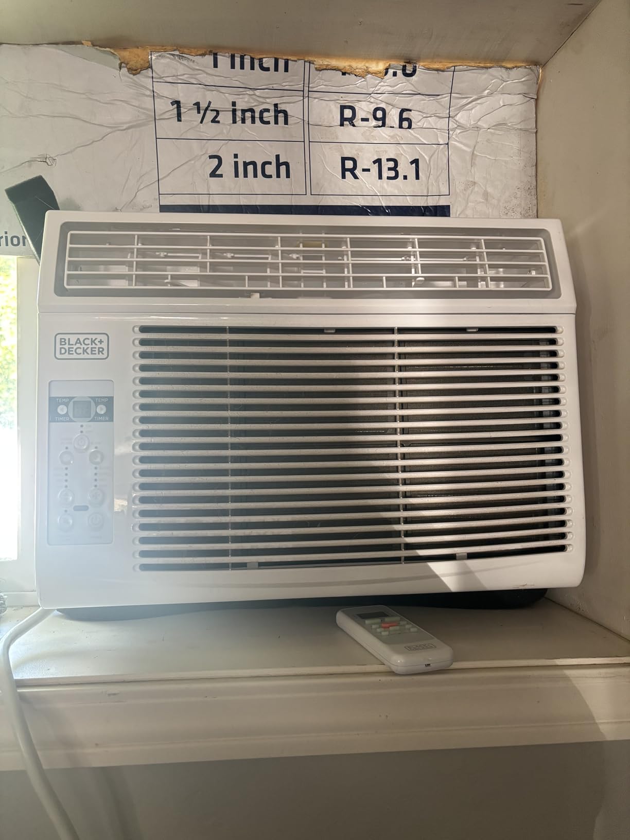 BLACK+DECKER Window or Through The Wall Air Conditioner 18000 BTU, AC Window Unit Cools Up to 1000 Square Feet, Window AC Unit with Remote Control, 3 Cooling Speeds and Fan Only, BD18WT6, White - Customer Photo 2