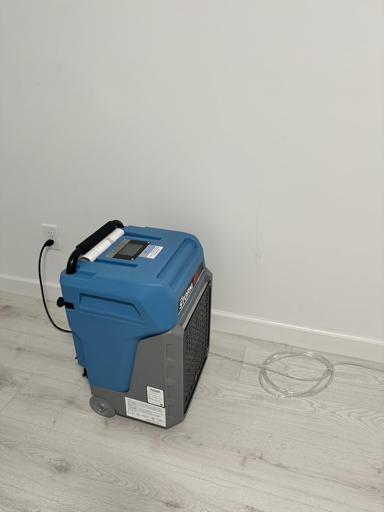 ALORAIR 170 Pints LGR Commercial Dehumidifier with Pump & Drain Hose, Up to 2,100 Sq.Ft, Portable Industrial Dehumidifiers with Wheels for Water Damage Restore, Basement, Garage, 5 Years Warranty Customer Review ALORAIR 170 Pints LGR Commercial Dehumidifier with Pump & Drain Hose, Up to 2,100 Sq.Ft, Portable Industrial Dehumidifiers with Wheels for Water Damage Restore, Basement, Garage, 5 Years Warranty - Customer Photo 1
