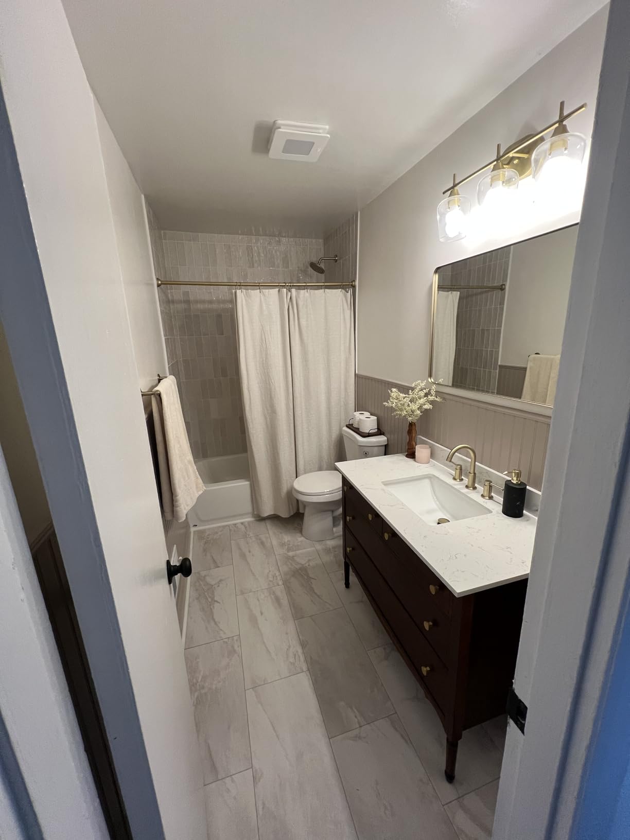 Broan-NuTone Bathroom Exhaust Fan with Light, LED, Easy Install, 80 CFM, 1.5 Sones, Energy Star Certified - Customer Photo 2