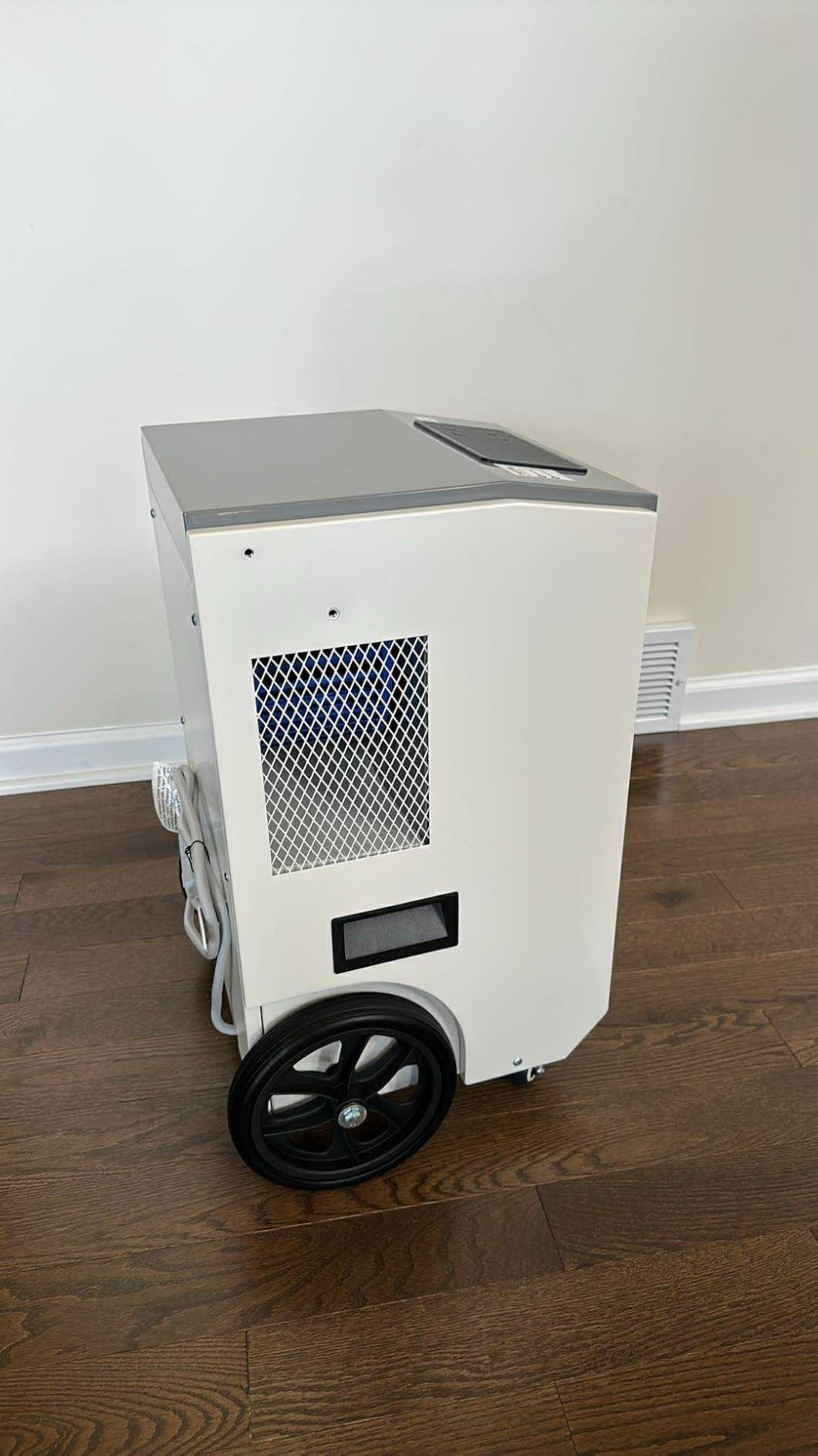 260 Pints Commercial Dehumidifier with Pump and Drain Hose for Basements, Heavy Duty Commercial Grade Dehumidifiers for Large Spaces, Warehouse, Industry Water Damage Unit, Auto Defrost Customer Review 260 Pints Commercial Dehumidifier with Pump and Drain Hose for Basements, Heavy Duty Commercial Grade Dehumidifiers for Large Spaces, Warehouse, Industry Water Damage Unit, Auto Defrost - Customer Photo 1
