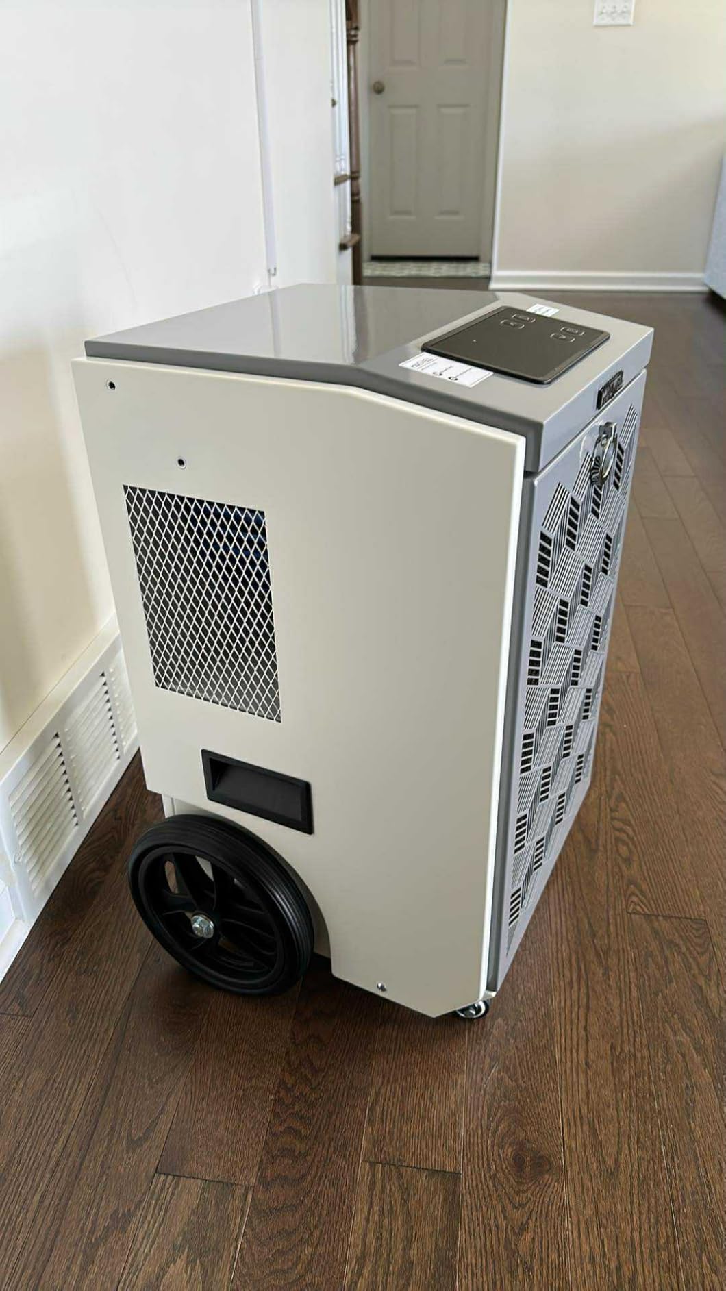 260 Pints Commercial Dehumidifier with Pump and Drain Hose for Basements, Heavy Duty Commercial Grade Dehumidifiers for Large Spaces, Warehouse, Industry Water Damage Unit, Auto Defrost Customer Review 260 Pints Commercial Dehumidifier with Pump and Drain Hose for Basements, Heavy Duty Commercial Grade Dehumidifiers for Large Spaces, Warehouse, Industry Water Damage Unit, Auto Defrost - Customer Photo 2