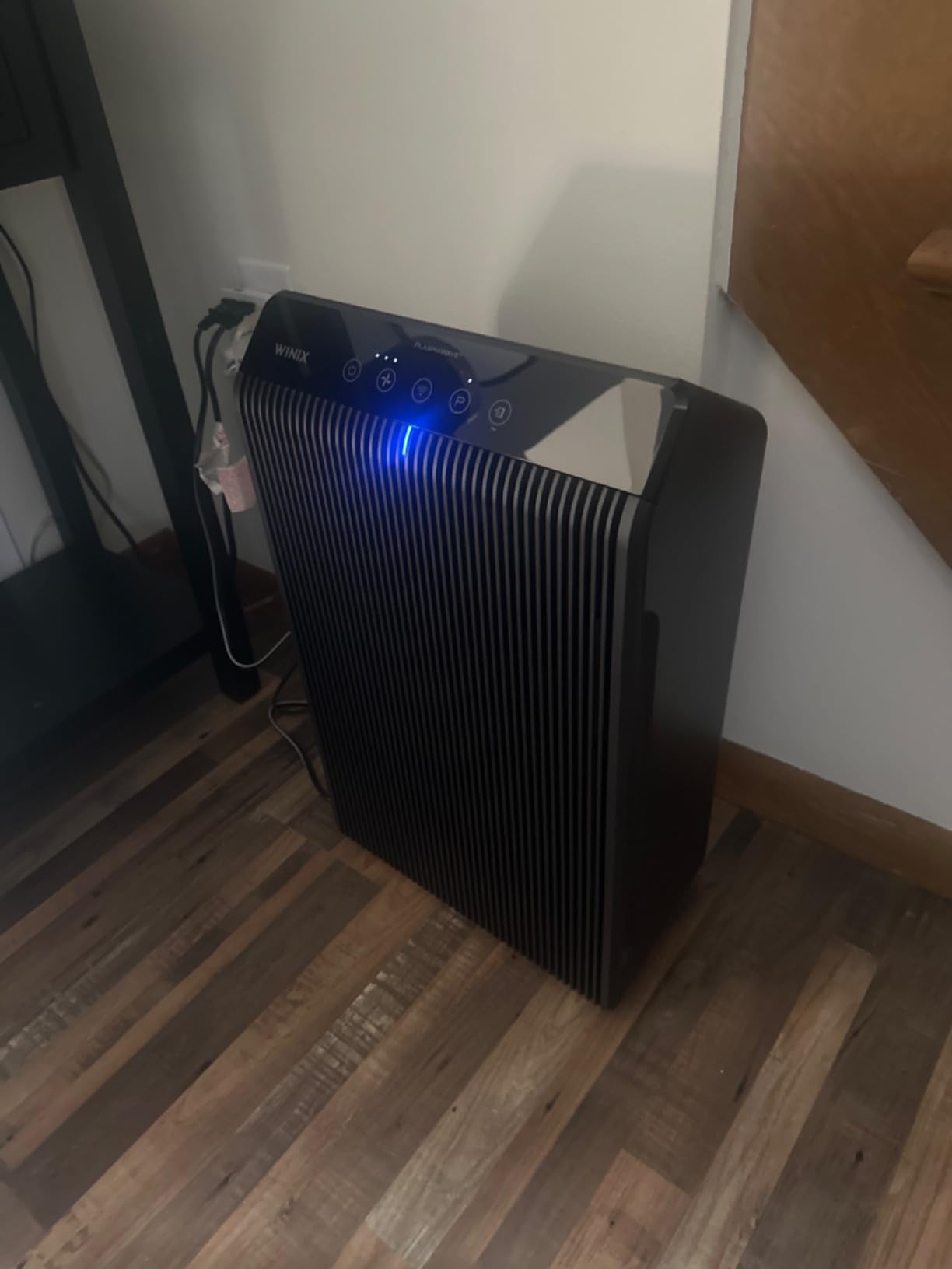 WINIX 5510 Air Purifier (New Generation of 5500-2 with App Support) for Home Large Room Up to 1881 Ft² in 1 Hr, True HEPA, High Deodorization Carbon Filter and Auto Mode, Captures Pet Allergies, Smoke Customer Review WINIX 5510 Air Purifier (New Generation of 5500-2 with App Support) for Home Large Room Up to 1881 Ft² in 1 Hr, True HEPA, High Deodorization Carbon Filter and Auto Mode, Captures Pet Allergies, Smoke - Customer Photo 4