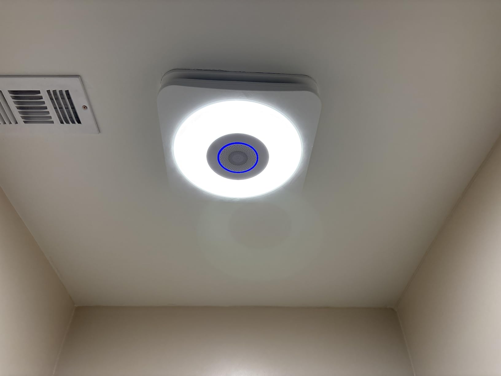OREiN 4-in-1 Matter Smart Bathroom Exhaust Fan with Bluetooth Speaker, LED Light & Humidity Sensor, 110/160 CFM, Alexa/App/Remote Control, Auto-On at 60% Humidity, 1500LM, 2700K-6500K Adjustable - Customer Photo 1