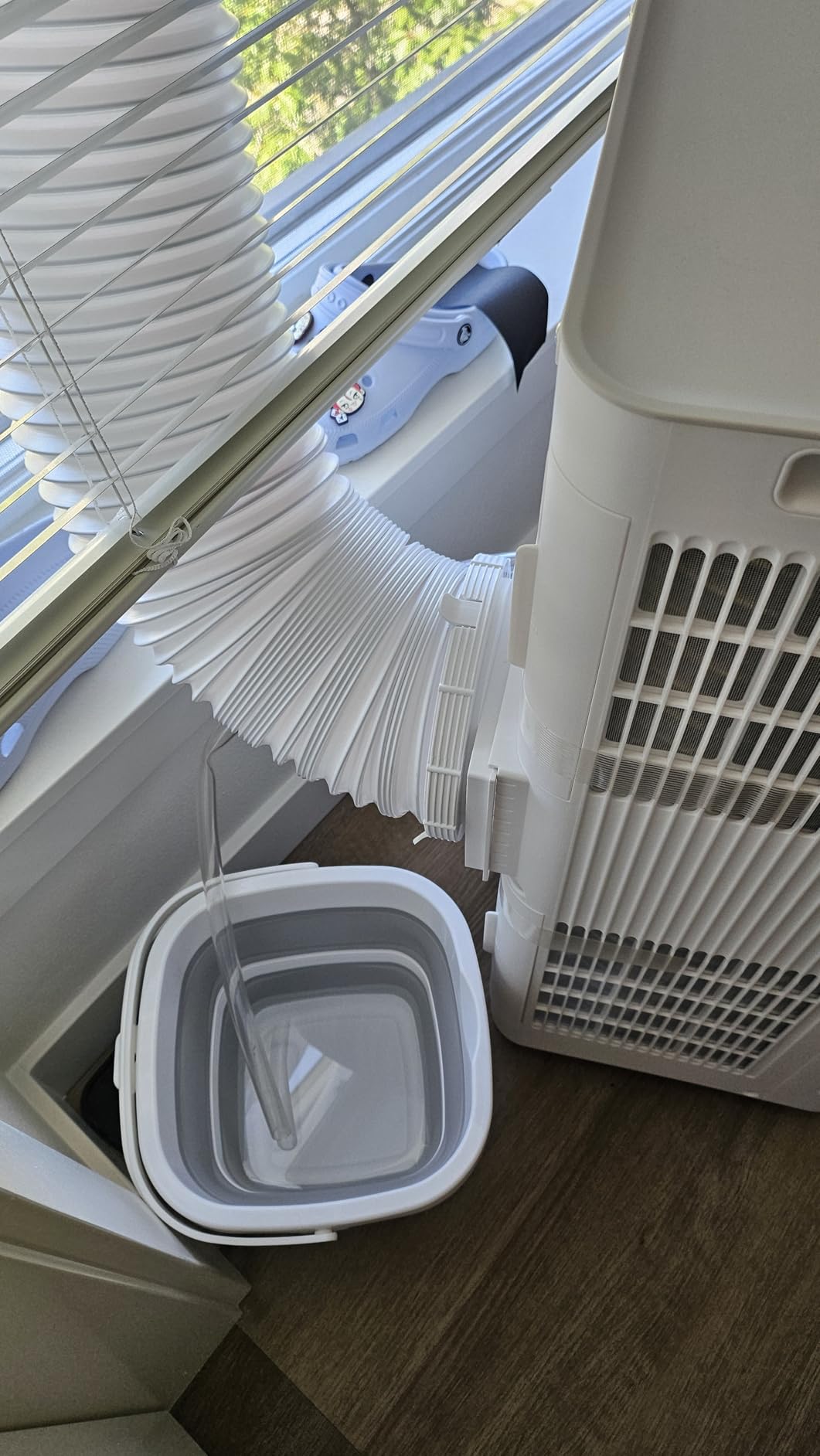 Midea 10,000 BTU ASHRAE (7,100 BTU SACC) Portable Air Conditioner, Smart Control, Cools up to 300 Sq. Ft., with Dehumidifier & Fan mode, Easy-to-use Remote Control & Window Installation Kit Included - Customer Photo 2