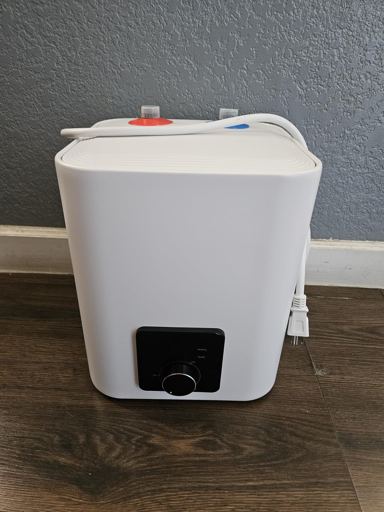 Tankless Water Heater Propane with Digital Display, 3.66 GPM 14L Portable Instant Hot Gas Water Heater with Overheating Protection for Indoor and Camping,85300 BTU Customer Review Tankless Water Heater Propane with Digital Display, 3.66 GPM 14L Portable Instant Hot Gas Water Heater with Overheating Protection for Indoor and Camping,85300 BTU - Customer Photo 2