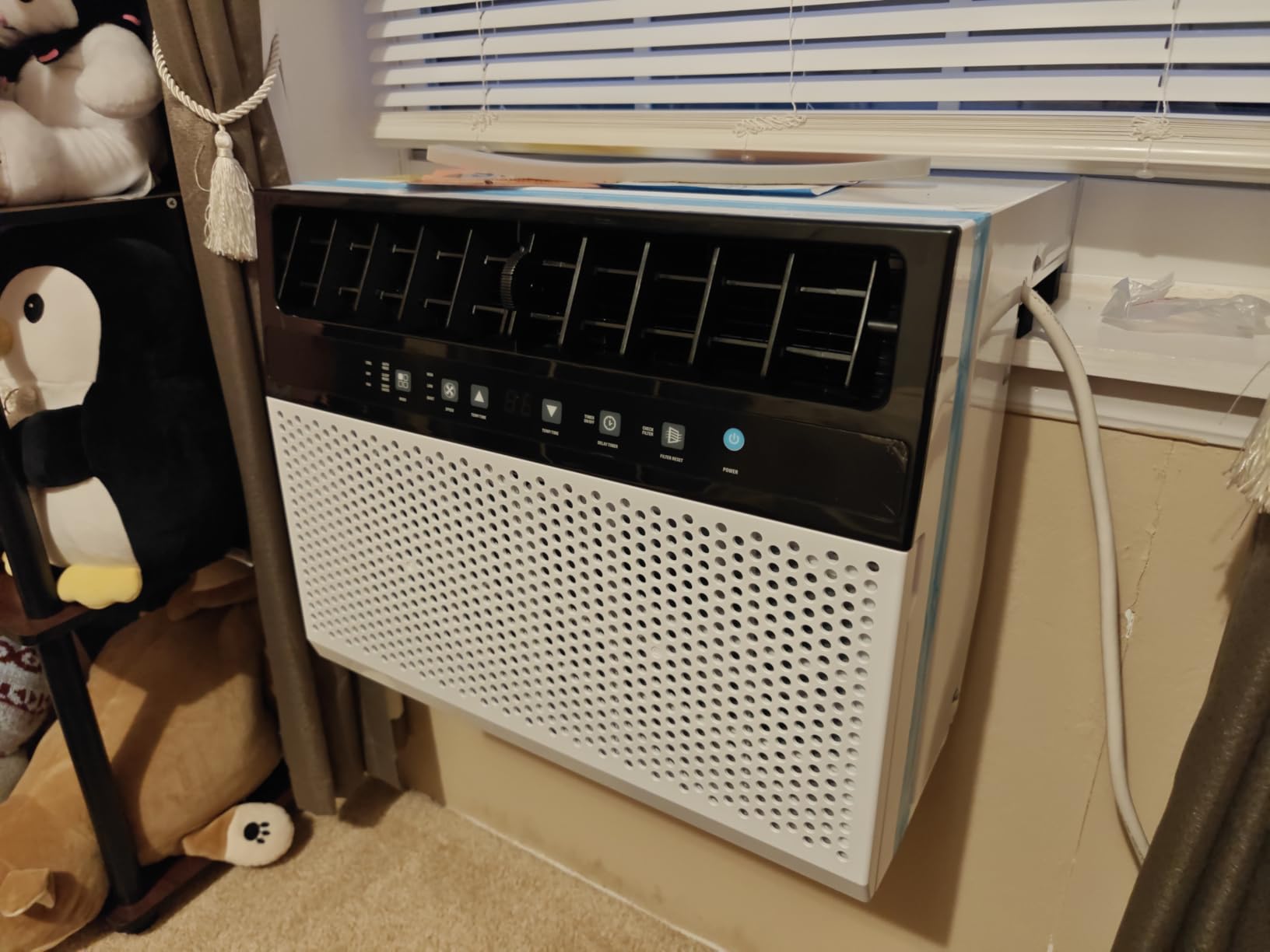 Antarctic Star 10,000 BTU U-Shaped Window Air Conditioner Unit Cools up to 450 Sq.Ft. with 6 Modes 24H Timer, Ultra Quiet Window AC Units with Full Window View, Energy Saving, Easy to Install, White Customer Review Antarctic Star 10,000 BTU U-Shaped Window Air Conditioner Unit Cools up to 450 Sq.Ft. with 6 Modes 24H Timer, Ultra Quiet Window AC Units with Full Window View, Energy Saving, Easy to Install, White - Customer Photo 1