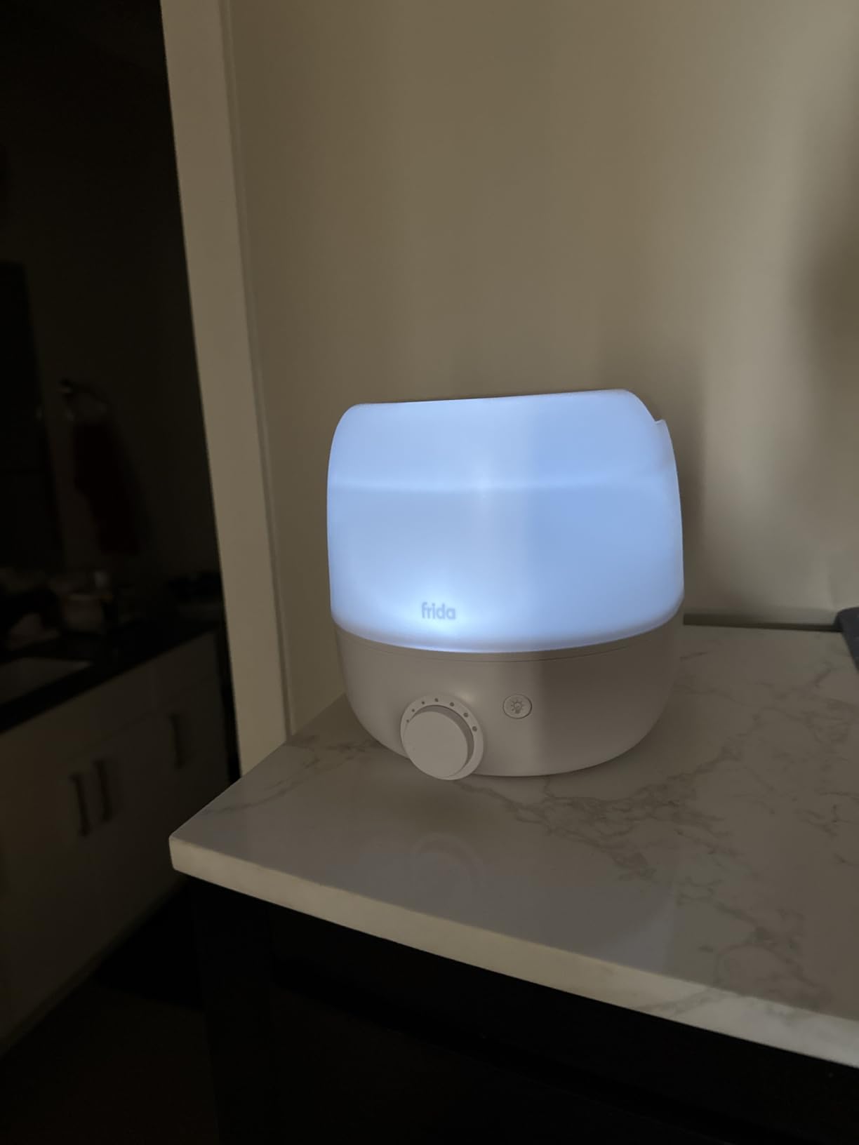 Frida Baby 3-in-1 Cool Mist Humidifier for Large Rooms, Top Fill Humidifier for Bedroom, Allergy Relief, 60 Hour Runtime + Nightlight, Auto Shut-Off, Quiet, Carry Handle, Essential Oil Diffuser Customer Review Frida Baby 3-in-1 Cool Mist Humidifier for Large Rooms, Top Fill Humidifier for Bedroom, Allergy Relief, 60 Hour Runtime + Nightlight, Auto Shut-Off, Quiet, Carry Handle, Essential Oil Diffuser - Customer Photo 5