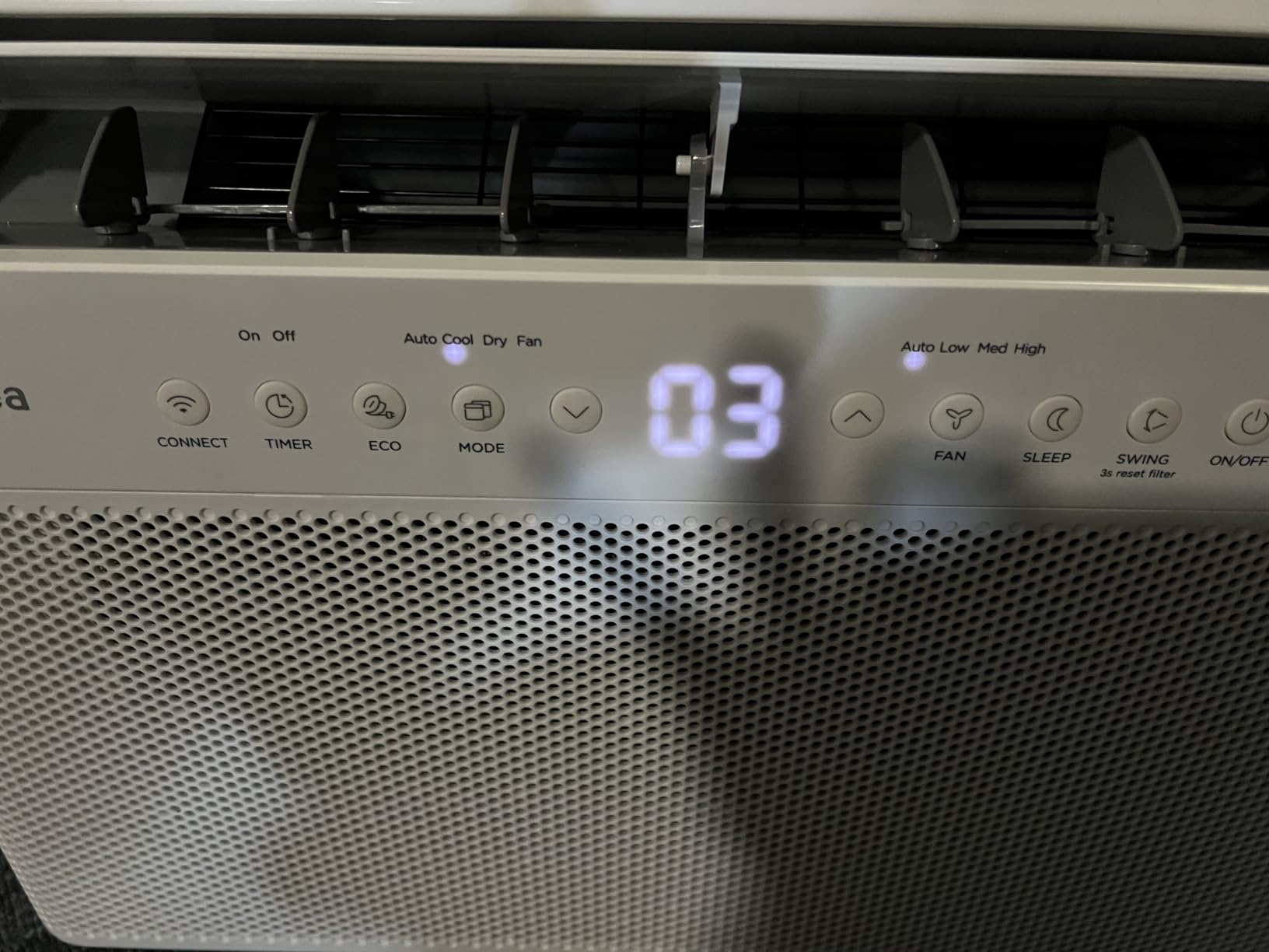 Midea 12,000 BTU U-Shaped Smart Inverter Window Air Conditioner–Cools up to 550 Sq. Ft., Ultra Quiet with Open Window Flexibility, Compatible with Alexa/Google Assistant, 35% Energy Savings (Renewed) Customer Review Midea 12,000 BTU U-Shaped Smart Inverter Window Air Conditioner–Cools up to 550 Sq. Ft., Ultra Quiet with Open Window Flexibility, Compatible with Alexa/Google Assistant, 35% Energy Savings (Renewed) - Customer Photo 1