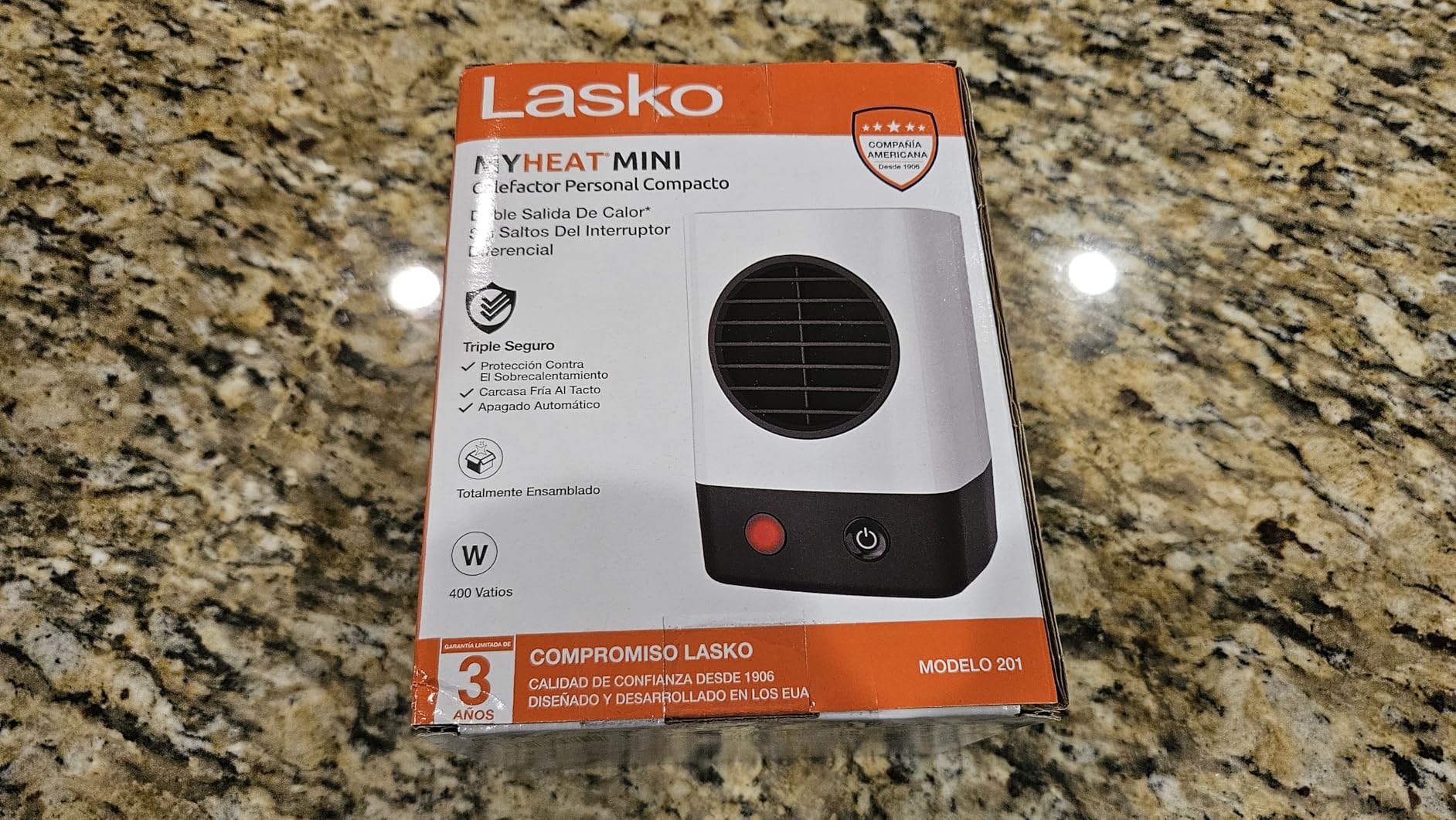 Lasko MyHeat Mini Personal Ceramic Space Heater for Home, Energy Efficient, Overheat Protection for Bedrooms, Offices, 6.2 Inches, 400W, White, 201 - Customer Photo 2