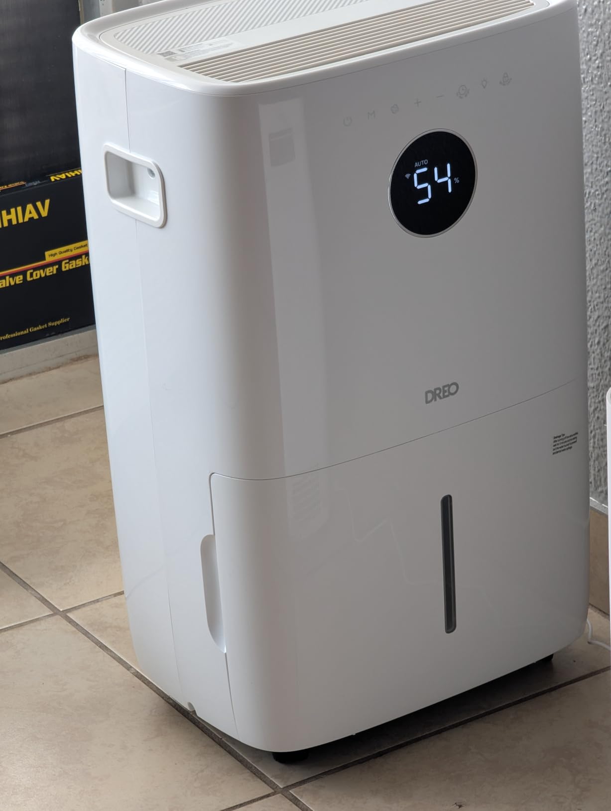 Dreo 110-Pint Smart Dehumidifier for Basement, 4500 Ft² for Large Room, 2 Gallon Water Tank, Auto/Comfort/Constant Mode Dehumidifiers for Home, Bedroom, Bathroom, with Drain Hose, White, 711S Customer Review Dreo 110-Pint Smart Dehumidifier for Basement, 4500 Ft² for Large Room, 2 Gallon Water Tank, Auto/Comfort/Constant Mode Dehumidifiers for Home, Bedroom, Bathroom, with Drain Hose, White, 711S - Customer Photo 1