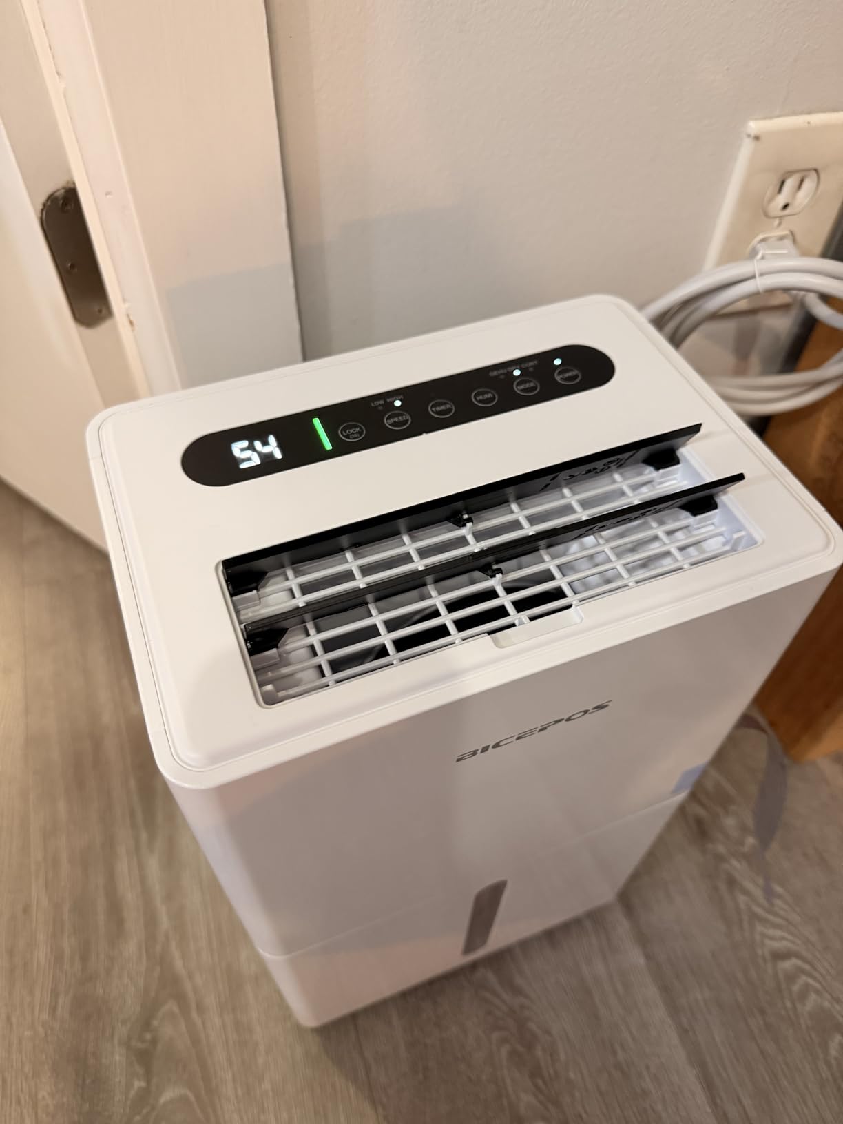 1500 Sq.Ft Dehumidifier for Basement with Drain Hose, 21 Pints Dehumidifiers for Home, Bathroom, Bedroom, Large Room, Continuous Drainage, Auto Defrost, Intelligent Humidity Control, 24H Timer Customer Review 1500 Sq.Ft Dehumidifier for Basement with Drain Hose, 21 Pints Dehumidifiers for Home, Bathroom, Bedroom, Large Room, Continuous Drainage, Auto Defrost, Intelligent Humidity Control, 24H Timer - Customer Photo 4