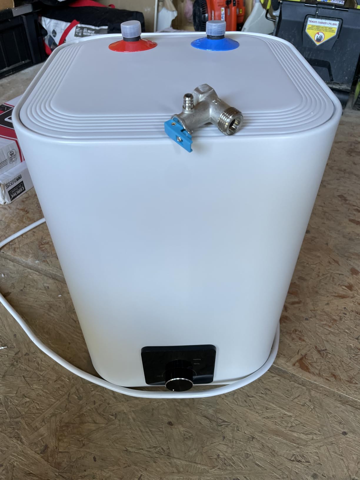 4 Gallon Electric Mini Tank Water Heater, 110V 1500W Point of Use On Demand Under Sink Instant Hot Water Heater for Home Kichen Bathroom - Customer Photo 1