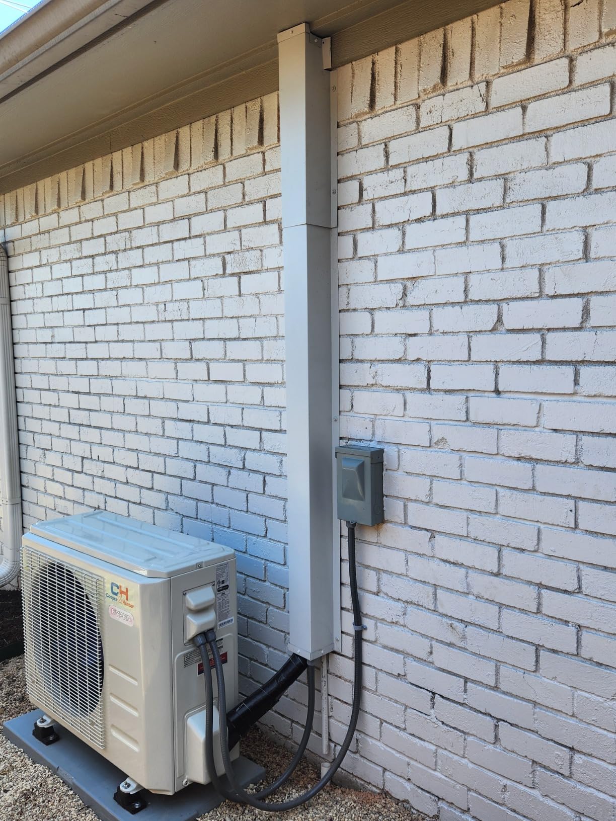 Cooper & Hunter 24,000 BTU Ceiling Cassette Ductless Mini Split Air Conditioner & Heat Pump – 22 SEER2 – Includes 16FT Installation Kit & Wall Thermostat – Cooling & Heating Inverter System Customer Review Cooper & Hunter 24,000 BTU Ceiling Cassette Ductless Mini Split Air Conditioner & Heat Pump – 22 SEER2 – Includes 16FT Installation Kit & Wall Thermostat – Cooling & Heating Inverter System - Customer Photo 1