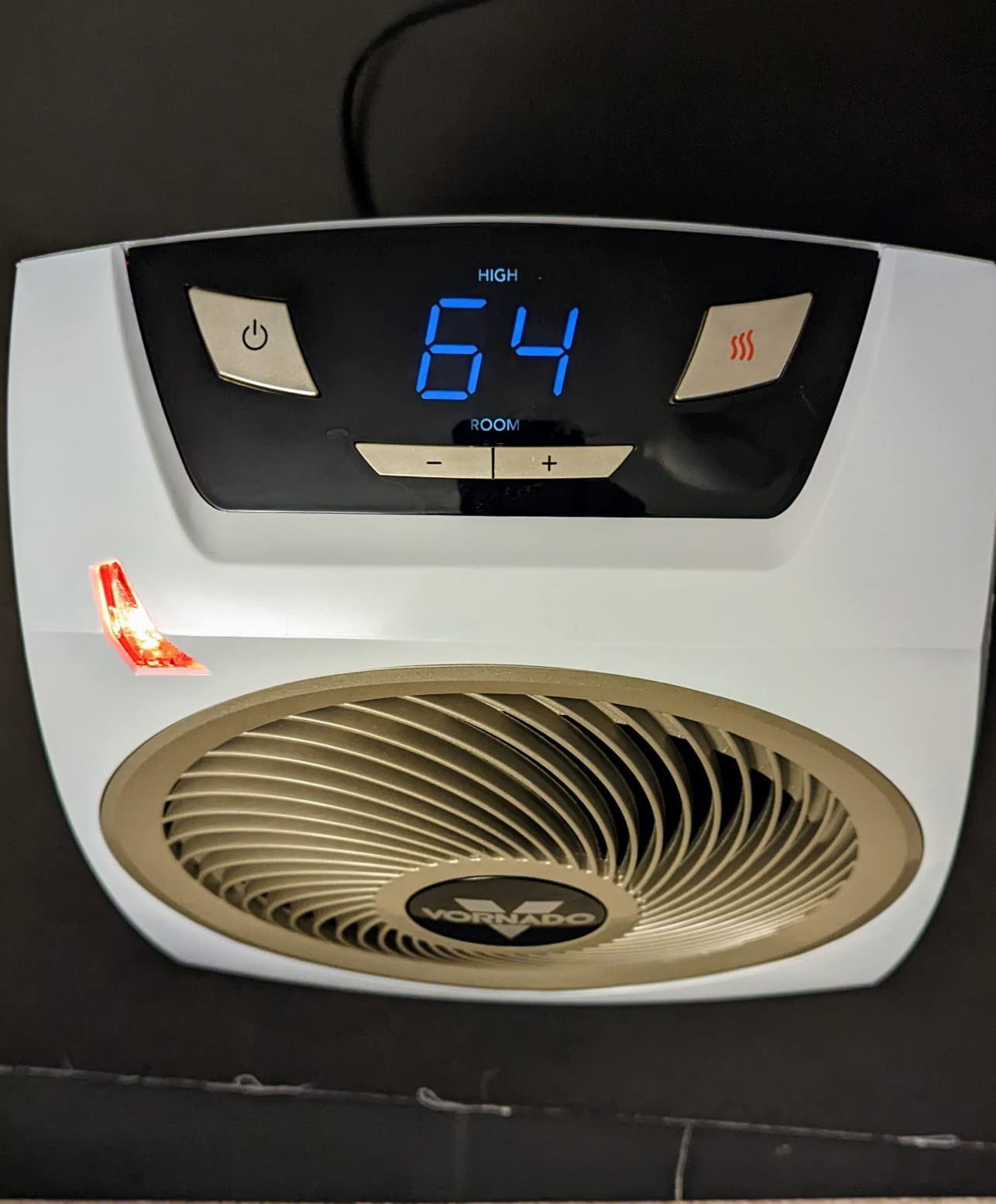 Vornado AVH10 (2025) Space Heater for Home, Fan Only Option, Digital Display with Adjustable Thermostat, Advanced Safety Features, Auto Climate Control, Whole Room Electric Heater for Indoors, White Customer Review Vornado AVH10 (2025) Space Heater for Home, Fan Only Option, Digital Display with Adjustable Thermostat, Advanced Safety Features, Auto Climate Control, Whole Room Electric Heater for Indoors, White - Customer Photo 2