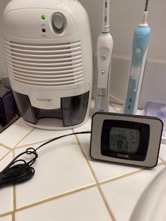 hOmeLabs Small Space Dehumidifier with Auto Shut Off - Compact and Portable - Customer Photo 2