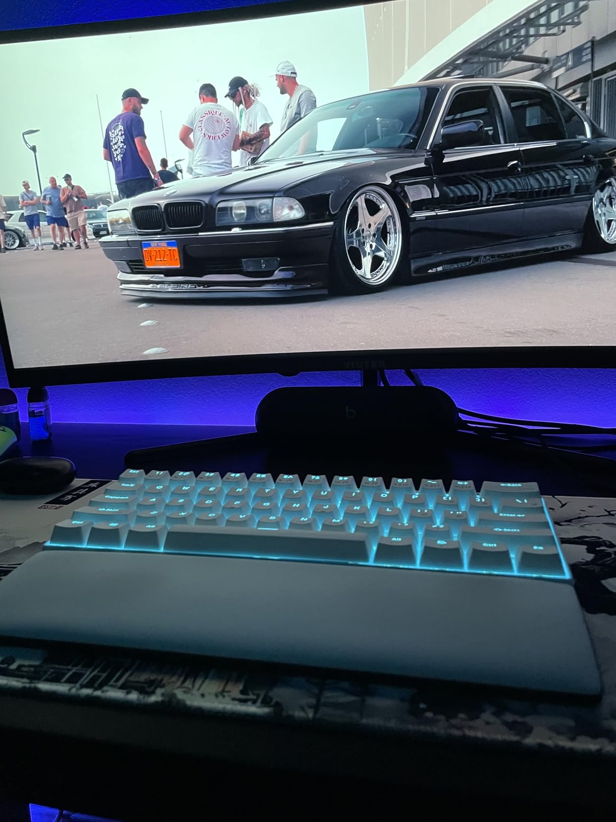 RK ROYAL KLUDGE RK61 Wireless 60% Triple Mode BT5.0/2.4G/USB-C Mechanical Keyboard, 61 Keys Wireless Mechanical Keyboard, Compact Gaming Keyboard with Software (Hot Swappable Blue Switch, Black) Customer Review RK ROYAL KLUDGE RK61 Wireless 60% Triple Mode BT5.0/2.4G/USB-C Mechanical Keyboard, 61 Keys Wireless Mechanical Keyboard, Compact Gaming Keyboard with Software (Hot Swappable Blue Switch, Black) - Customer Photo 2
