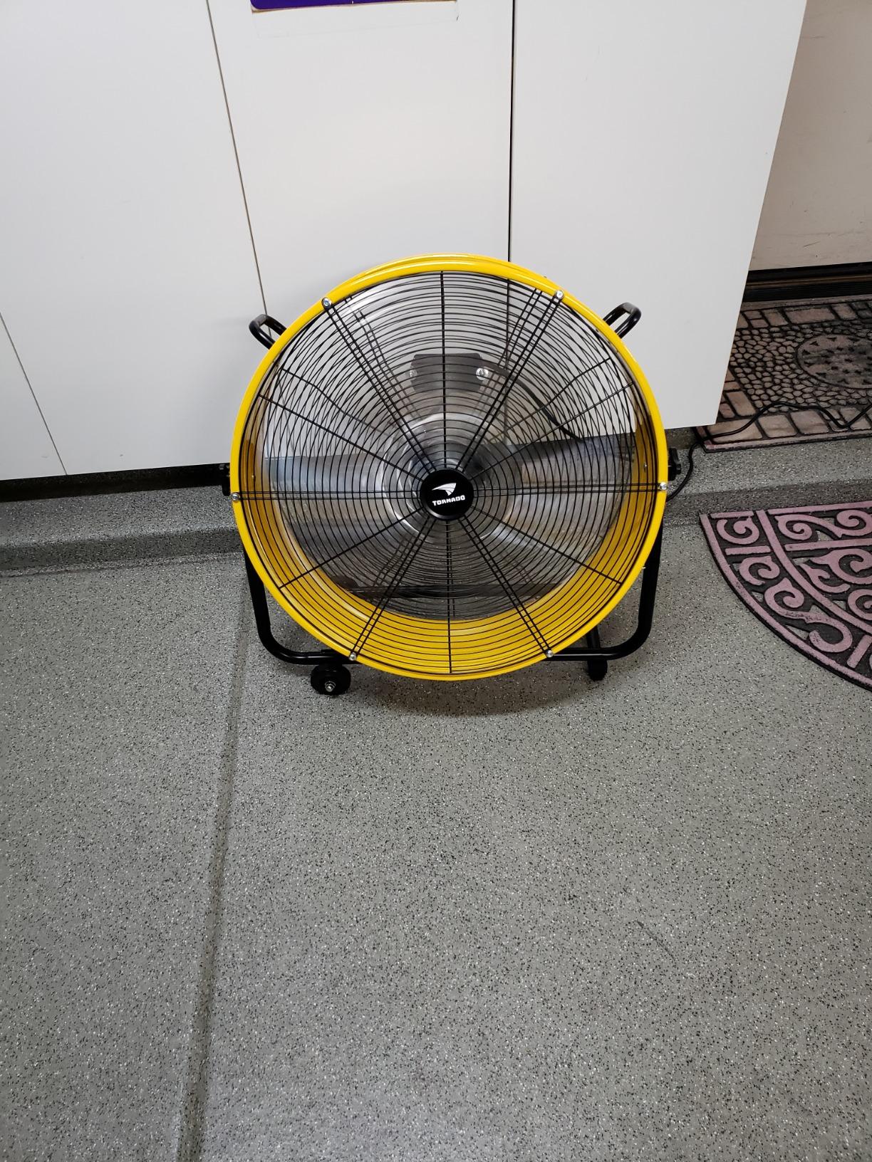 Tornado - 24 Inch High Velocity Heavy Duty Tilt Metal Drum Fan Yellow Commercial, Industrial Use 3 Speed 7700 CFM 1/3 HP 8 FT Cord ETL Safety Listed (YELLOW) - Customer Photo 5