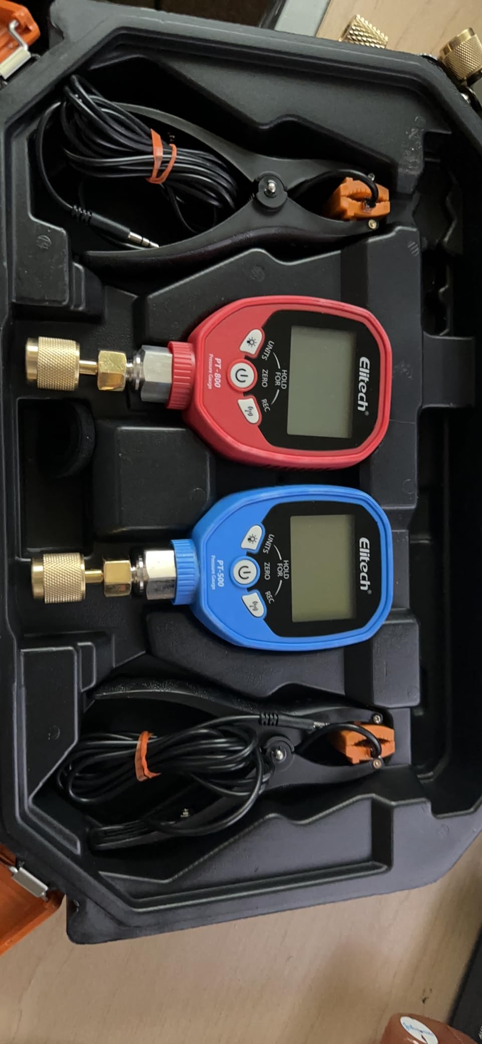 Elitech Digital AC Gauge Set HVAC Gauges APP Monitoring with Temperature Clamps 1/8'' NPT, PT-500&PT-800 - Customer Photo 2