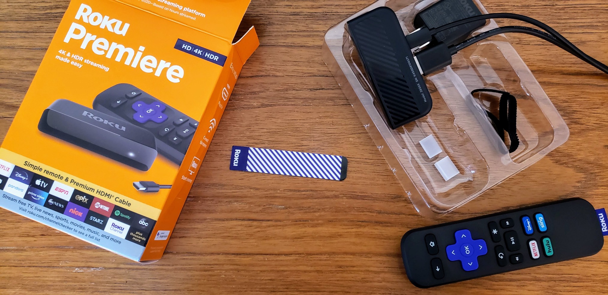 Roku Premiere | HD/4K/HDR Streaming Media Player, Simple Remote and Premium HDMI Cable, Black Customer Review Roku Premiere | HD/4K/HDR Streaming Media Player, Simple Remote and Premium HDMI Cable, Black - Customer Photo 1