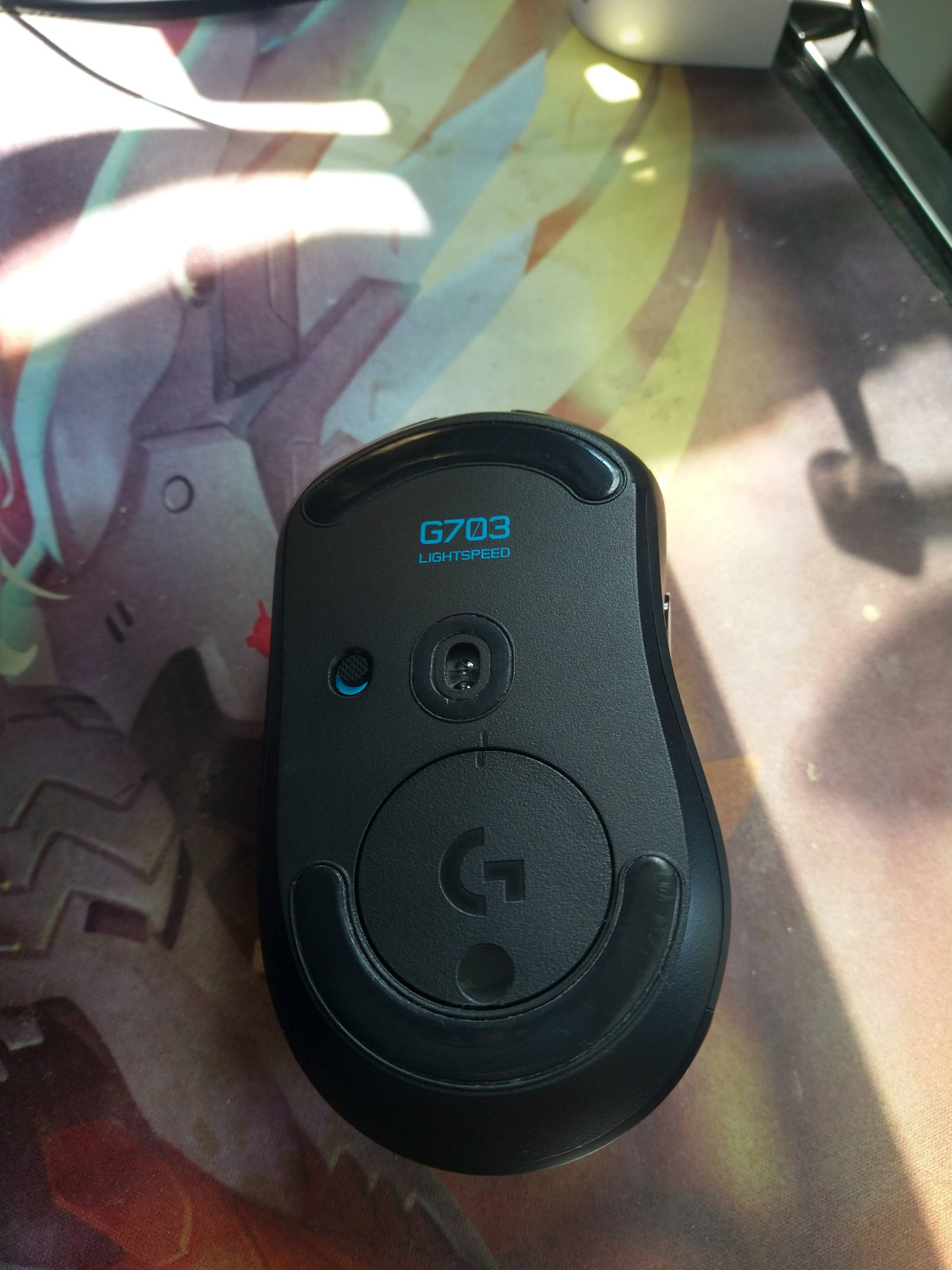 Logitech G703 Lightspeed Wireless Gaming Mouse W/Hero 25K Sensor, PowerPlay Compatible, Lightsync RGB, Lightweight 95G+10G Optional, 100-25, 600 DPI, Rubber Side Grips - Black - Customer Photo 5