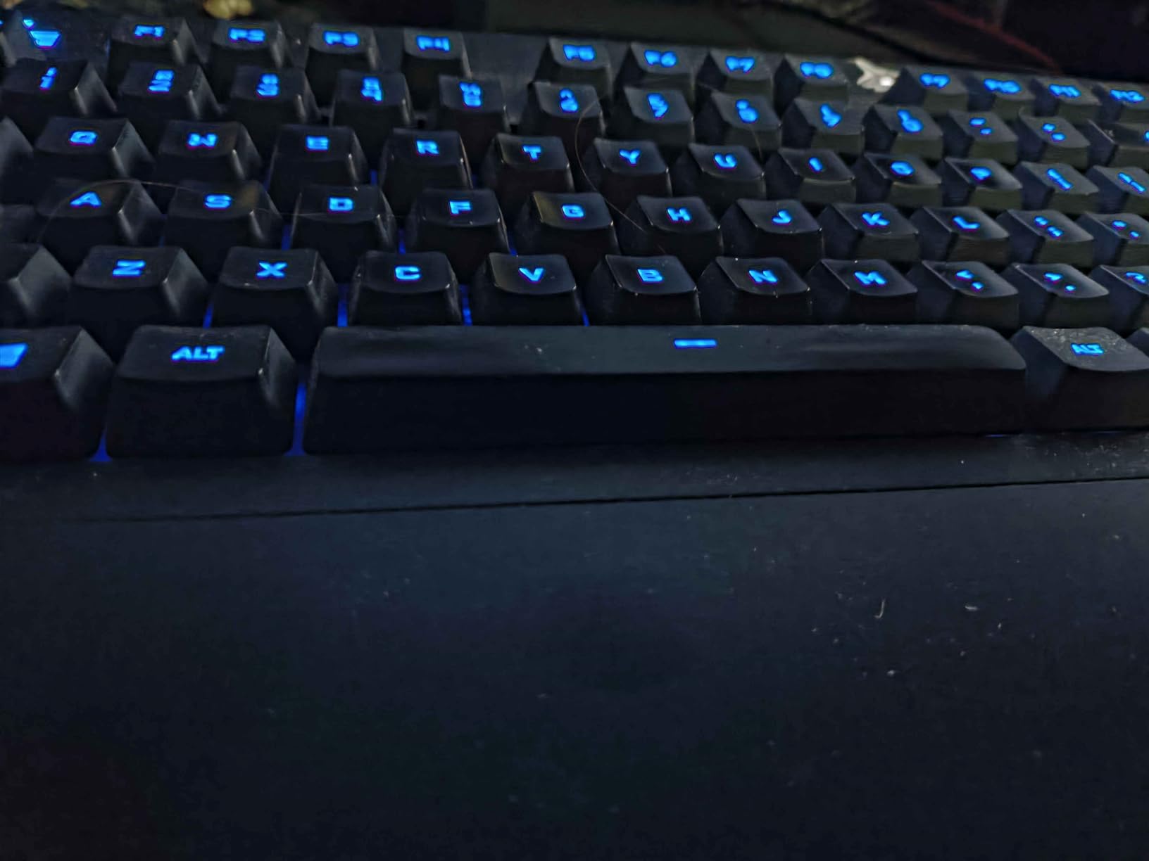 Logitech G213 Prodigy Wired Gaming Keyboard, LIGHTSYNC RGB Backlit Keys, Spill-Resistant, Customizable Keys, Dedicated Multi-Media Keys – Black Customer Review Logitech G213 Prodigy Wired Gaming Keyboard, LIGHTSYNC RGB Backlit Keys, Spill-Resistant, Customizable Keys, Dedicated Multi-Media Keys – Black - Customer Photo 1