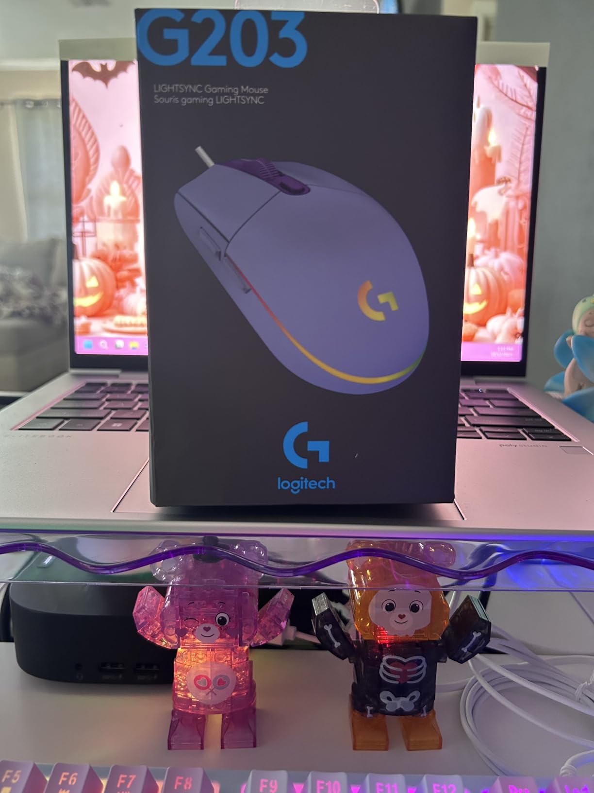 Logitech G203 Wired Gaming Mouse, 8,000 DPI, Rainbow Optical Effect LIGHTSYNC RGB, 6 Programmable Buttons, On-Board Memory, Screen Mapping, PC/Mac Computer and Laptop Compatible - Black - Customer Photo 3