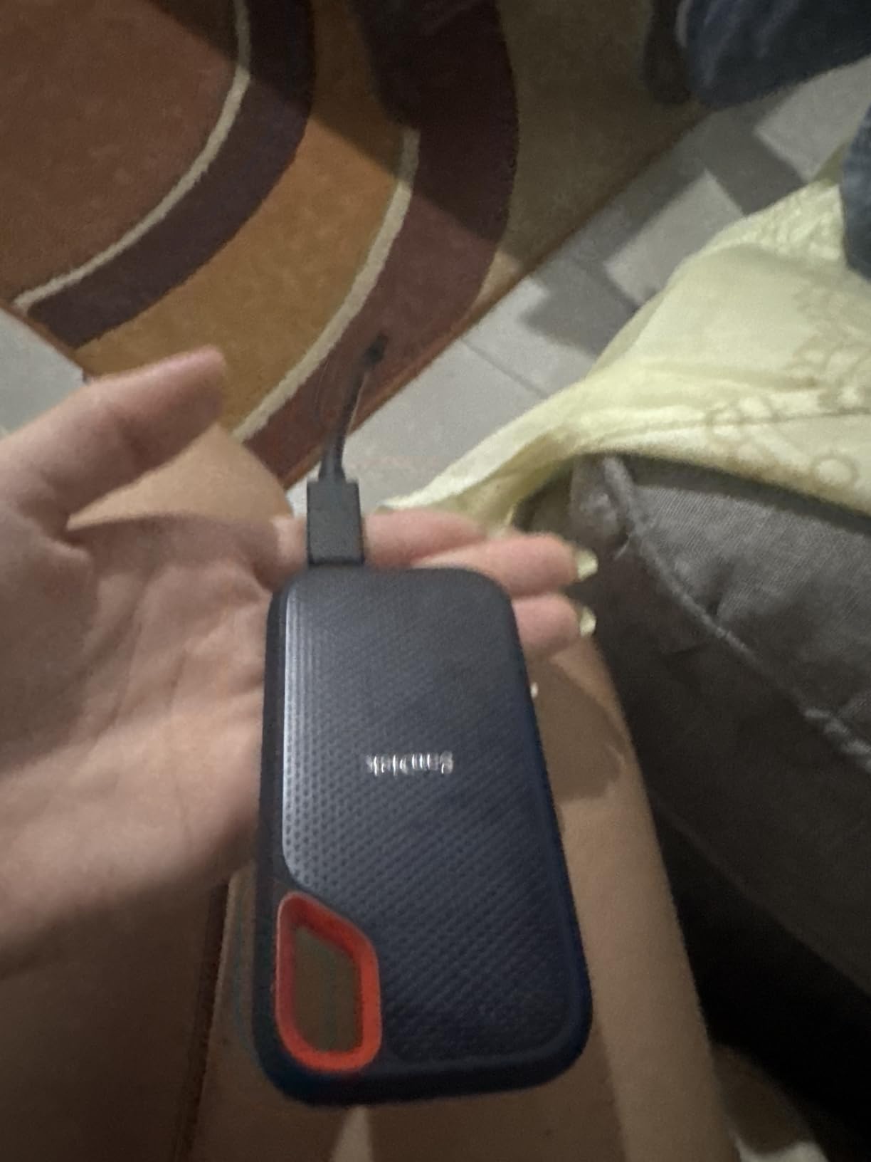 SanDisk 1TB Extreme Portable SSD - Up to 1050MB/s, USB-C, USB 3.2 Gen 2, IP65 Water and Dust Resistance, Updated Firmware - External Solid State Drive - SDSSDE61-1T00-G25 Customer Review SanDisk 1TB Extreme Portable SSD - Up to 1050MB/s, USB-C, USB 3.2 Gen 2, IP65 Water and Dust Resistance, Updated Firmware - External Solid State Drive - SDSSDE61-1T00-G25 - Customer Photo 1