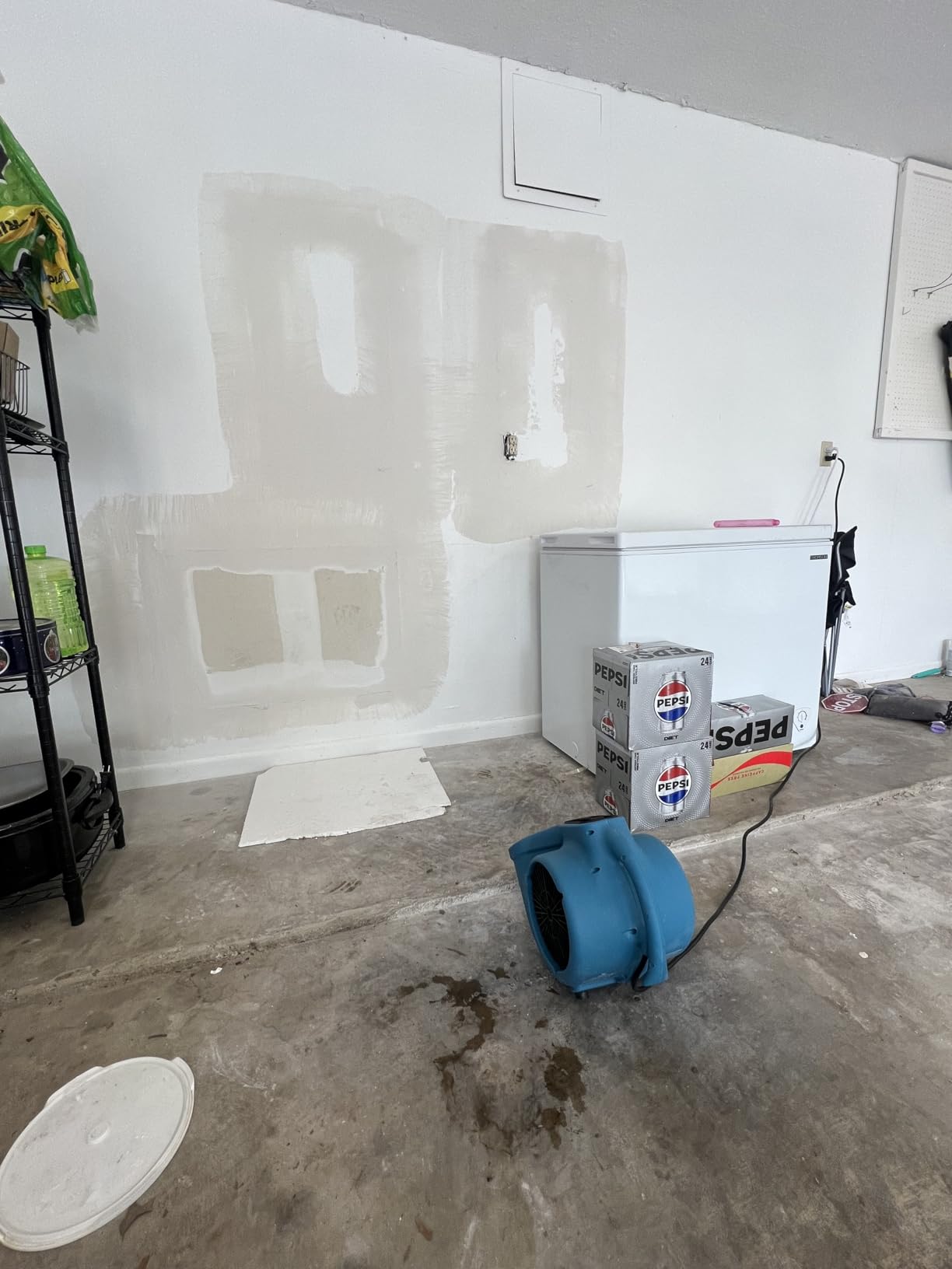 XPOWER P-230AT Mini Mighty 1/4 HP 925 CFM Centrifugal Air Mover, Carpet Dryer, Floor Fan, Blower, Stackable, Daisy Chain, for Water Damage Restoration, Janitorial, Plumbing, Home Use - Customer Photo 1