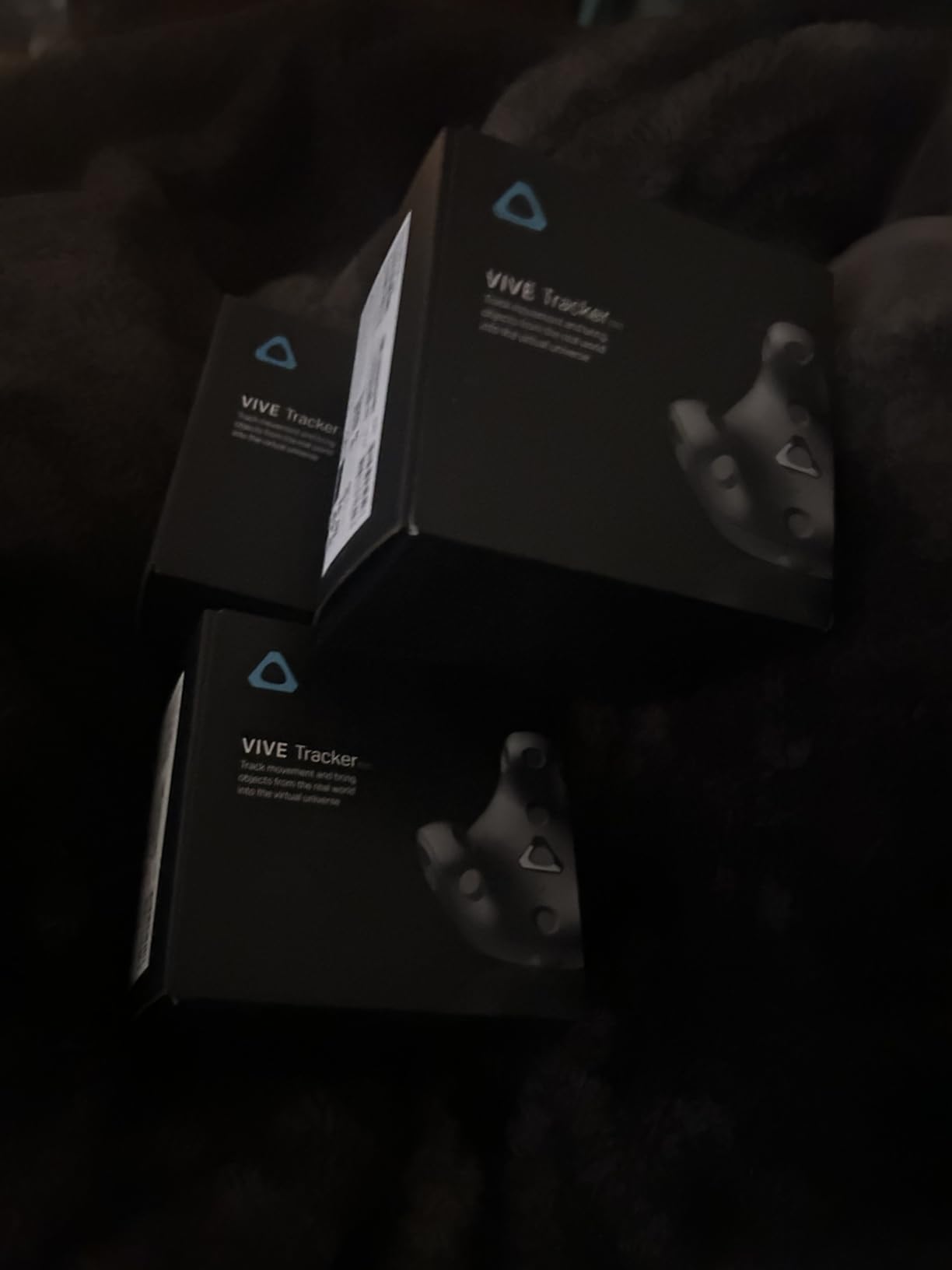 HTC VIVE Tracker (3.0) – Full-Body Tracking for SteamVR, VRChat, Motion Capture Customer Review HTC VIVE Tracker (3.0) – Full-Body Tracking for SteamVR, VRChat, Motion Capture - Customer Photo 1