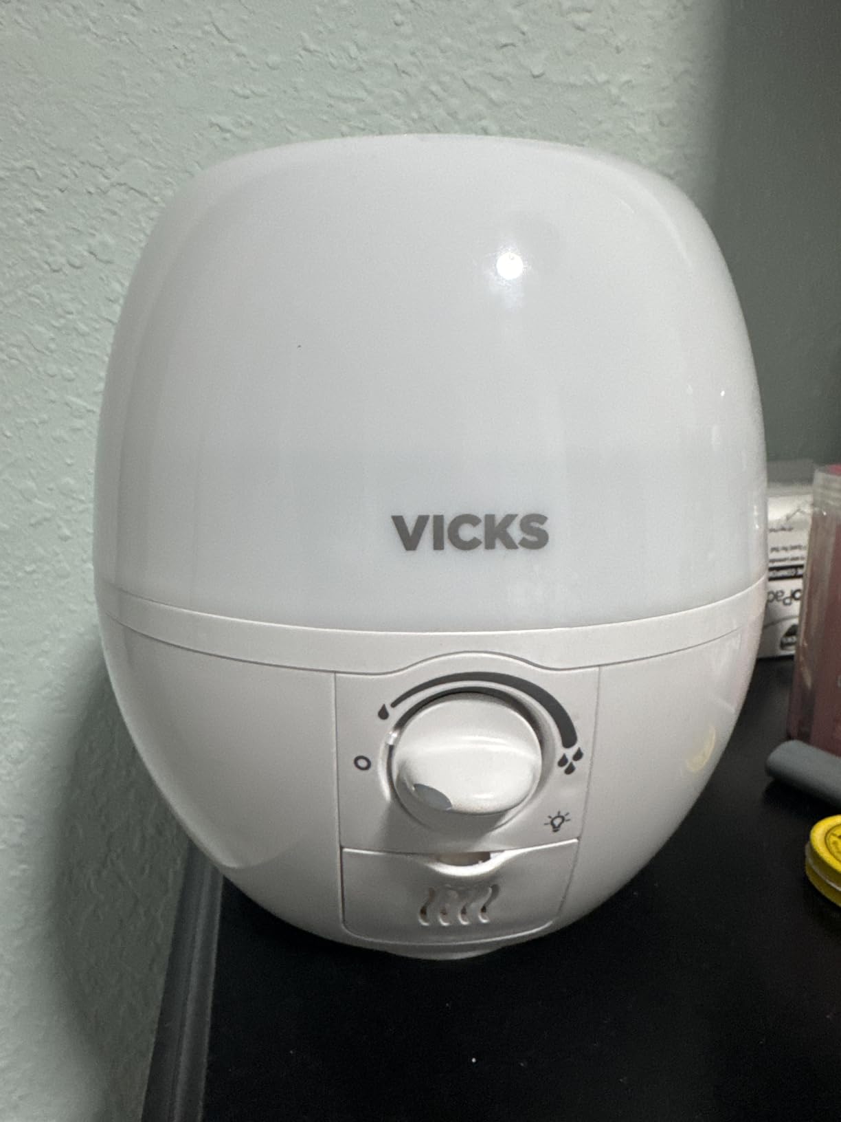 Vicks 3-in-1 SleepyTime Humidifier, No. 1 Brand Recommended by Pediatricians*. Cool Mist Humidifier with Night-Light, and Essential Oil Diffuser for Baby and Kids rooms. Visible Cool Mist, White. Customer Review Vicks 3-in-1 SleepyTime Humidifier, No. 1 Brand Recommended by Pediatricians*. Cool Mist Humidifier with Night-Light, and Essential Oil Diffuser for Baby and Kids rooms. Visible Cool Mist, White. - Customer Photo 3
