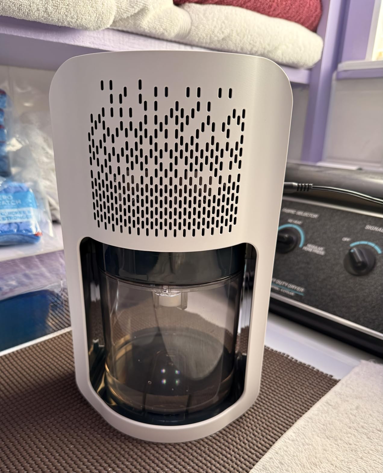 Dehumidifier,TABYIK 35 OZ Small Dehumidifiers for Room for Home, Quiet with Auto Shut Off, Dehumidifiers for Bedroom (280 sq. ft), Bathroom, RV, Closet - Customer Photo 1