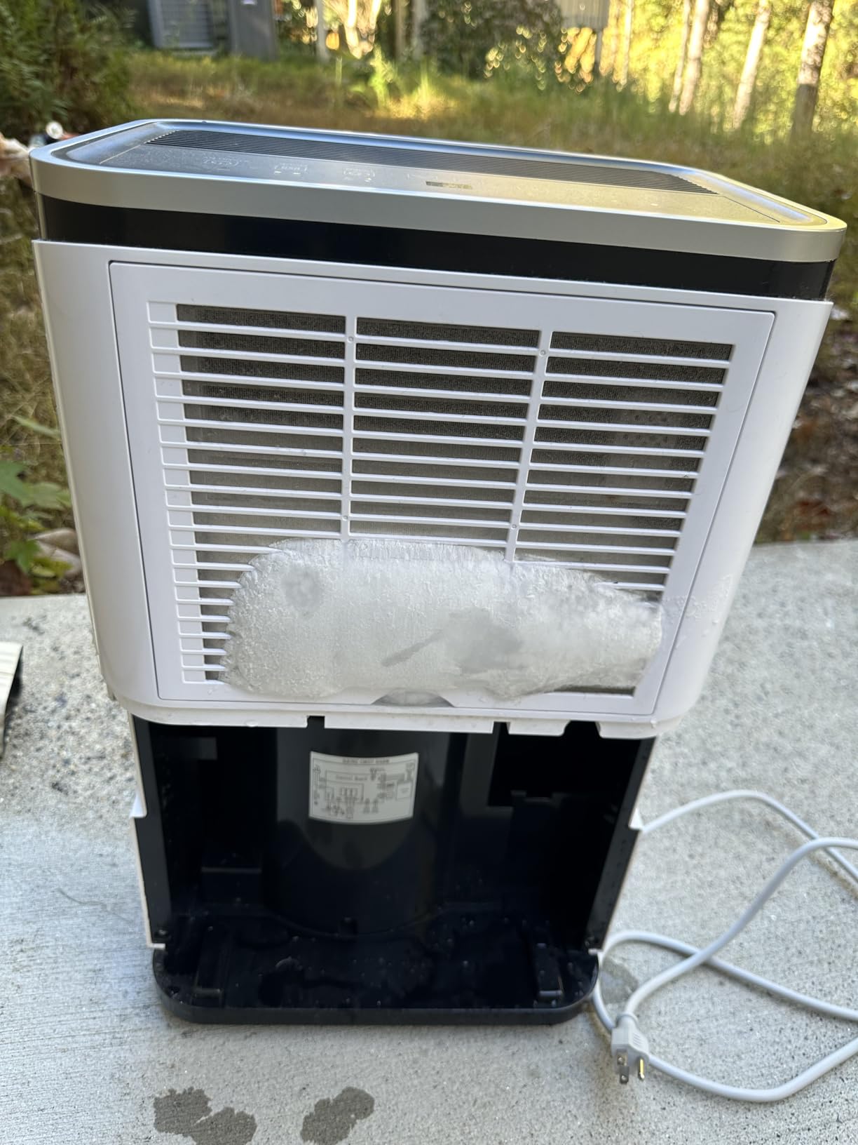 ZAFRO 45 Pints Dehumidifier for Home/Basement/Large Room with Drain Hose, Dehumidifiers with Auto or Manual Drainage, 3 Working Modes/Auto Defrost/Dry Clothes Function/12H Timer, White Customer Review ZAFRO 45 Pints Dehumidifier for Home/Basement/Large Room with Drain Hose, Dehumidifiers with Auto or Manual Drainage, 3 Working Modes/Auto Defrost/Dry Clothes Function/12H Timer, White - Customer Photo 1