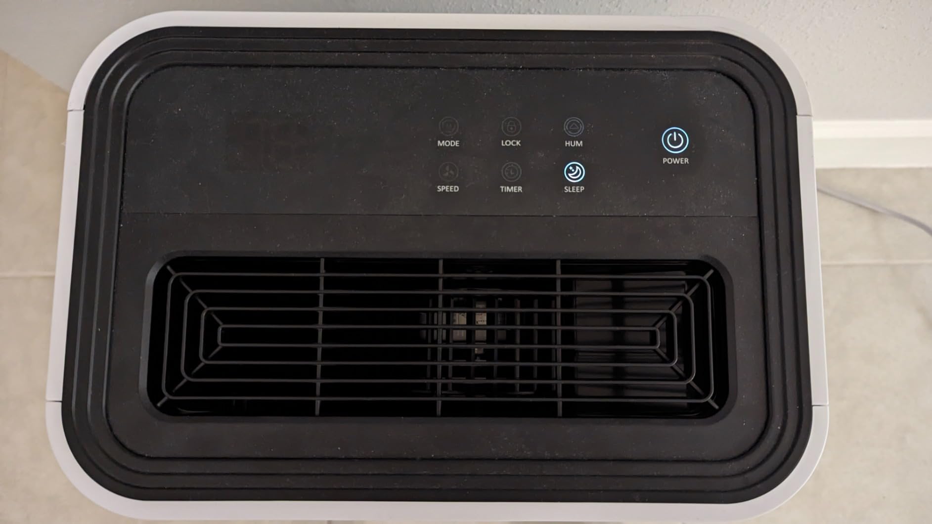 ZAFRO 45 Pints Dehumidifier for Home/Basement/Large Room with Drain Hose, Dehumidifiers with Auto or Manual Drainage, 3 Working Modes/Auto Defrost/Dry Clothes Function/12H Timer, White Customer Review ZAFRO 45 Pints Dehumidifier for Home/Basement/Large Room with Drain Hose, Dehumidifiers with Auto or Manual Drainage, 3 Working Modes/Auto Defrost/Dry Clothes Function/12H Timer, White - Customer Photo 2