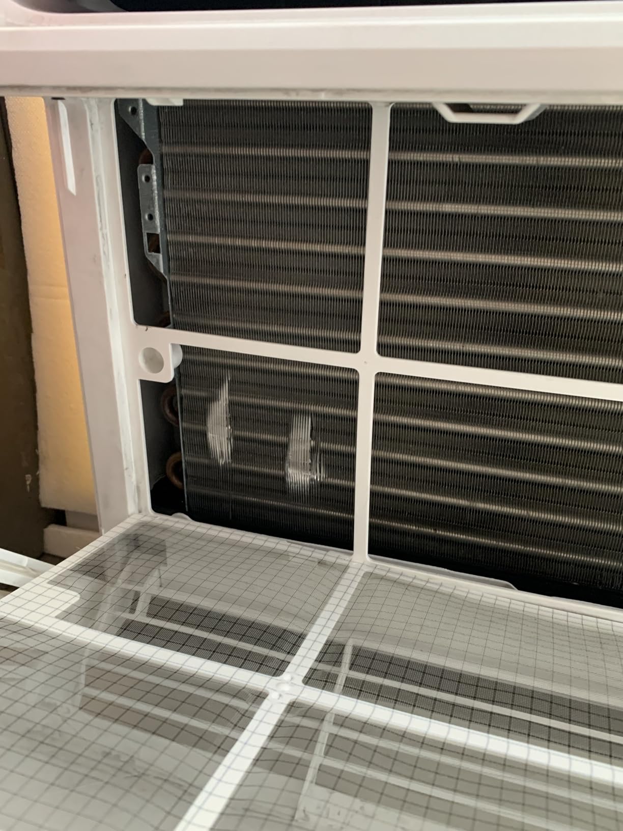 LG 23,500 BTU Dual Inverter Smart Window Air Conditioner, 230V, Air Conditioner Cools Rooms up to 1,440 Sq. Ft., Ultra Quiet Operation, with LG ThinQ, Amazon Alexa & Hey Google, White - Customer Photo 4