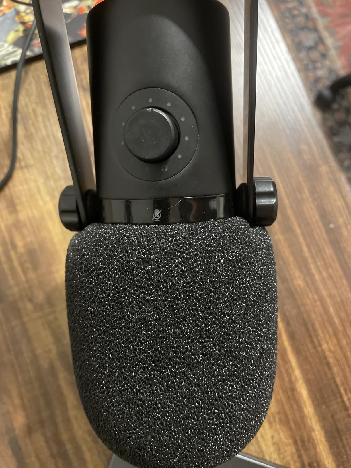 MAONO Dynamic Microphone, USB/XLR Podcast PC Microphone with Software, EQ,Tap-to-Mute, Headphone Jack, Gain Knob & Volume Control, Studio Mic for Broadcast, Recording, Streaming & Gaming (PD400X) Customer Review MAONO Dynamic Microphone, USB/XLR Podcast PC Microphone with Software, EQ,Tap-to-Mute, Headphone Jack, Gain Knob & Volume Control, Studio Mic for Broadcast, Recording, Streaming & Gaming (PD400X) - Customer Photo 1