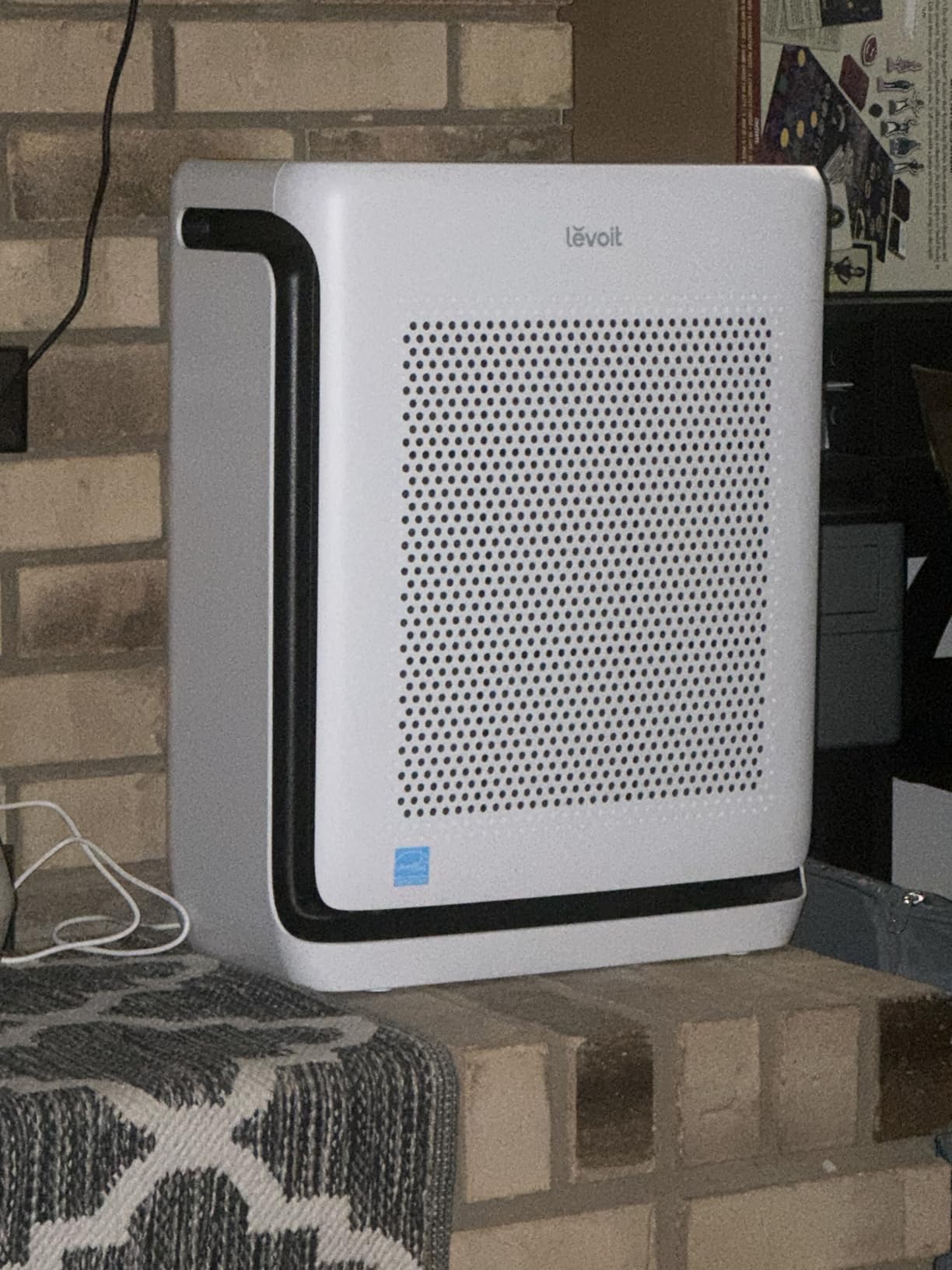LEVOIT Air Purifiers for Home Large Room Up to 1875 Ft² with Washable Pre-Filter, AHAM VERIFIDE, Air Quality Monitor, HEPA Sleep Mode for Allergies, Pet Hair in Bedroom, Vital 200S-P, White Customer Review LEVOIT Air Purifiers for Home Large Room Up to 1875 Ft² with Washable Pre-Filter, AHAM VERIFIDE, Air Quality Monitor, HEPA Sleep Mode for Allergies, Pet Hair in Bedroom, Vital 200S-P, White - Customer Photo 1