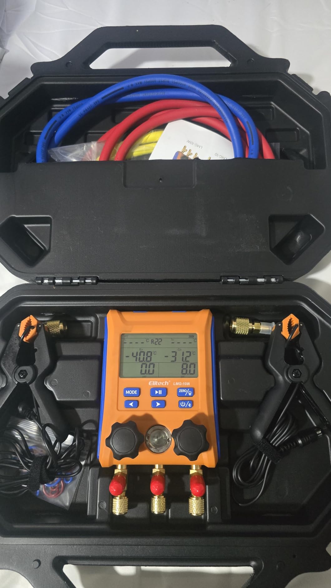 Elitech Wireless Digital Manifold Gauge Set Data Logging Refrigerant HVAC Gauges with Hoses, Temperature Clamps, LMG-10W - Customer Photo 1