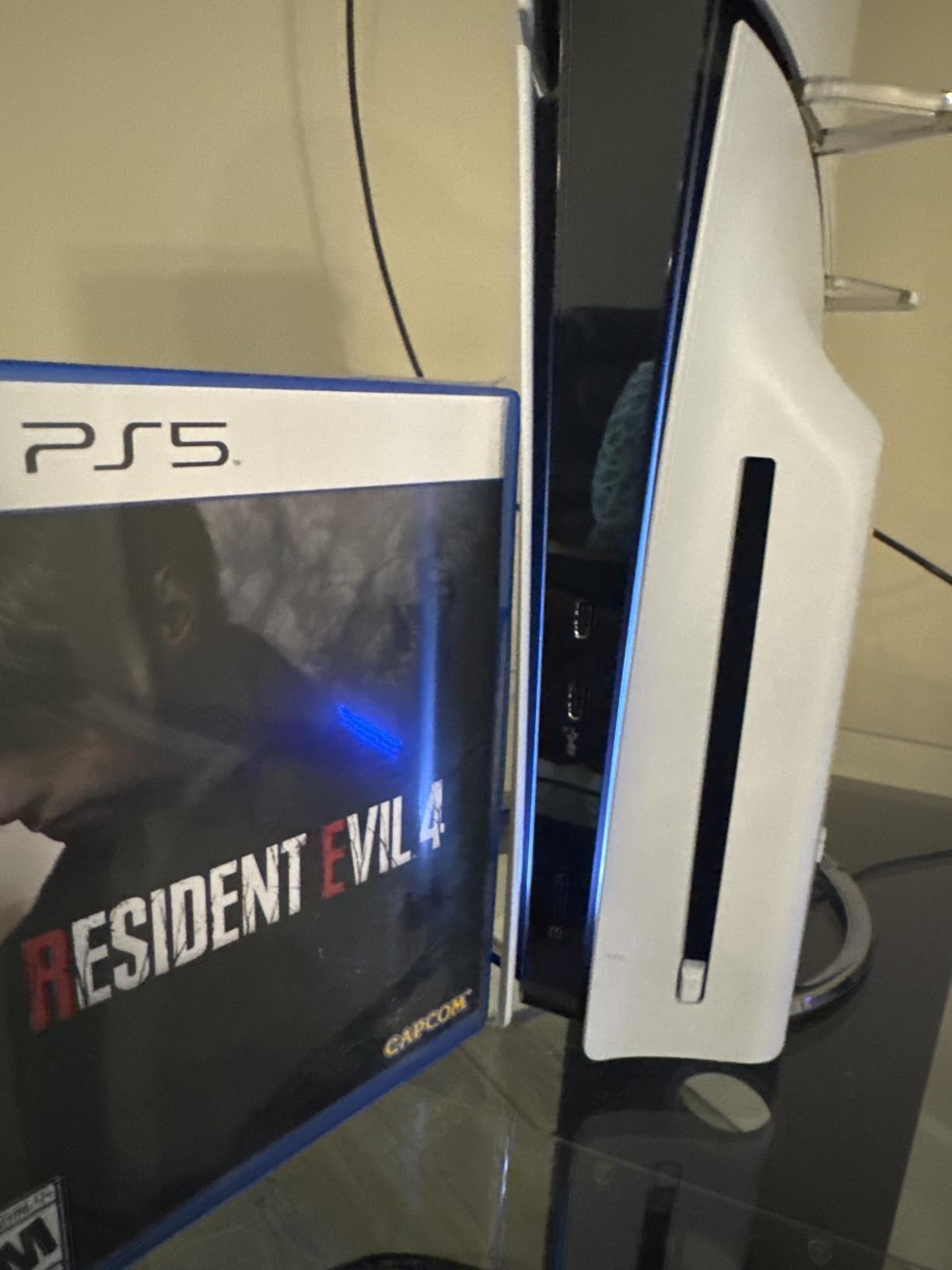 Resident Evil 4 - PS5 Customer Review Resident Evil 4 - PS5 - Customer Photo 2