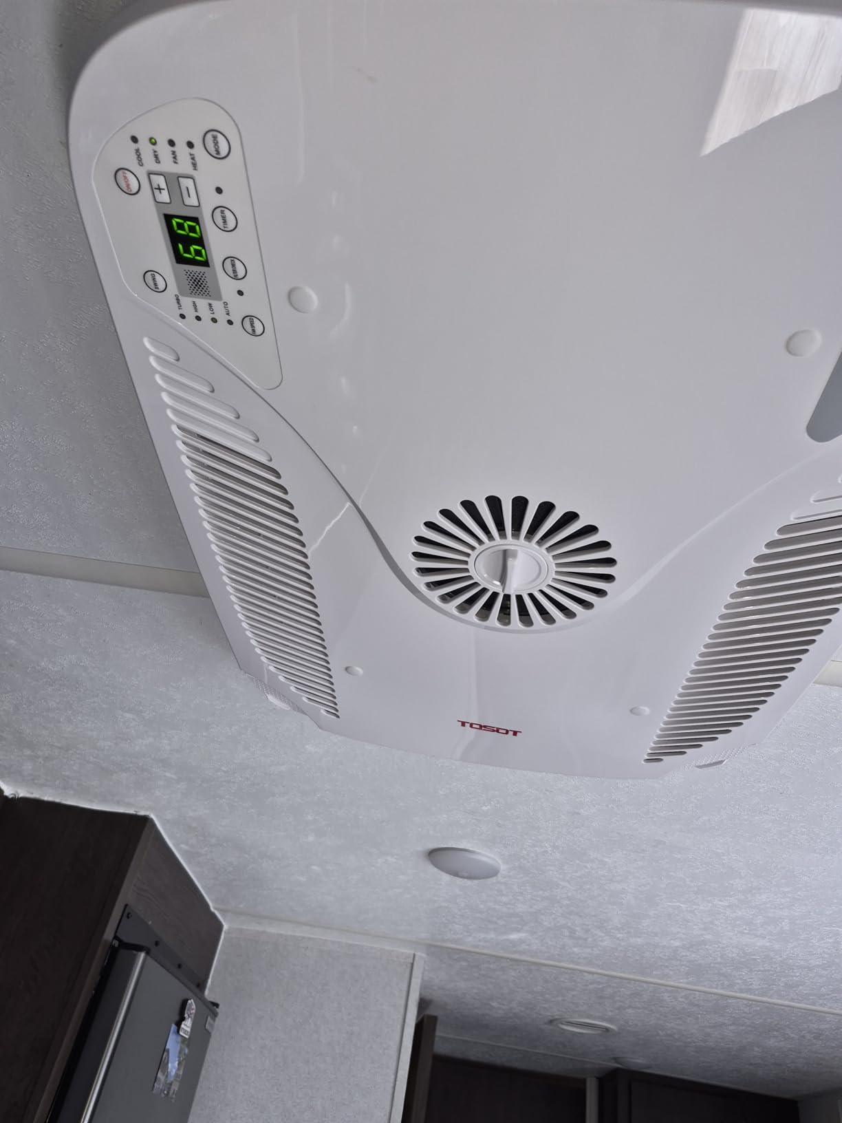 TOSOT 16000 BTU GO Cool RV Air Conditioner, Non-Ducted Camper Rooftop AC Unit with Heat Pump, WiFi and Remote Control, Quiet Air Conditioner for Campers & Trailers, White - Customer Photo 2