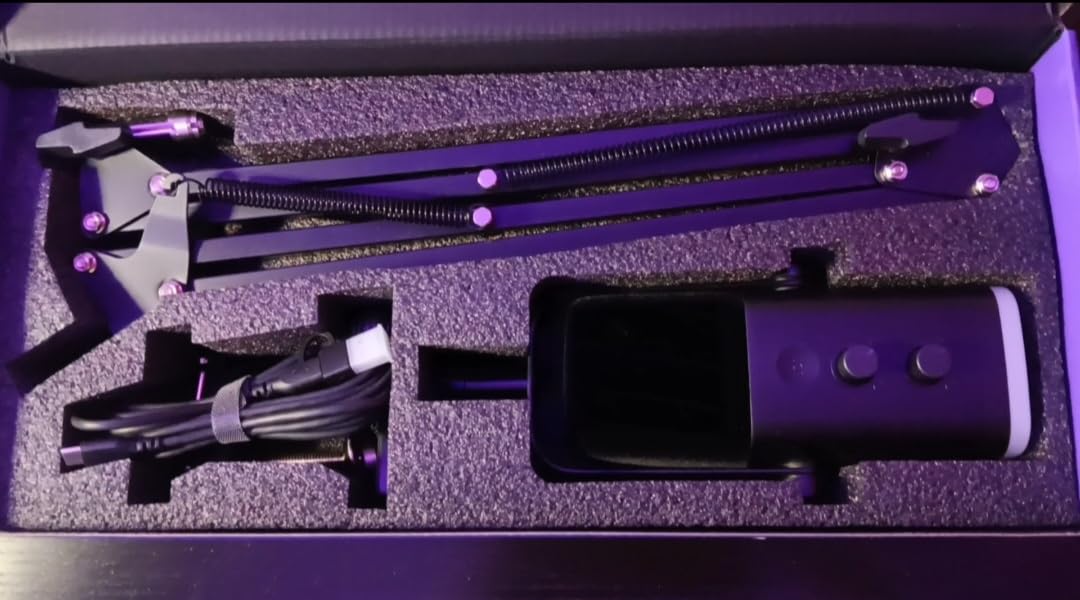 FIFINE XLR/USB Gaming Microphone Set, Dynamic PC Mic for Streaming Podcasting, Computer RGB Mic Kit with Boom Arm Stand, Mute Button, Headphones Jack, for Recording Vocal Voice-Over-AmpliGame AM8T Customer Review FIFINE XLR/USB Gaming Microphone Set, Dynamic PC Mic for Streaming Podcasting, Computer RGB Mic Kit with Boom Arm Stand, Mute Button, Headphones Jack, for Recording Vocal Voice-Over-AmpliGame AM8T - Customer Photo 1