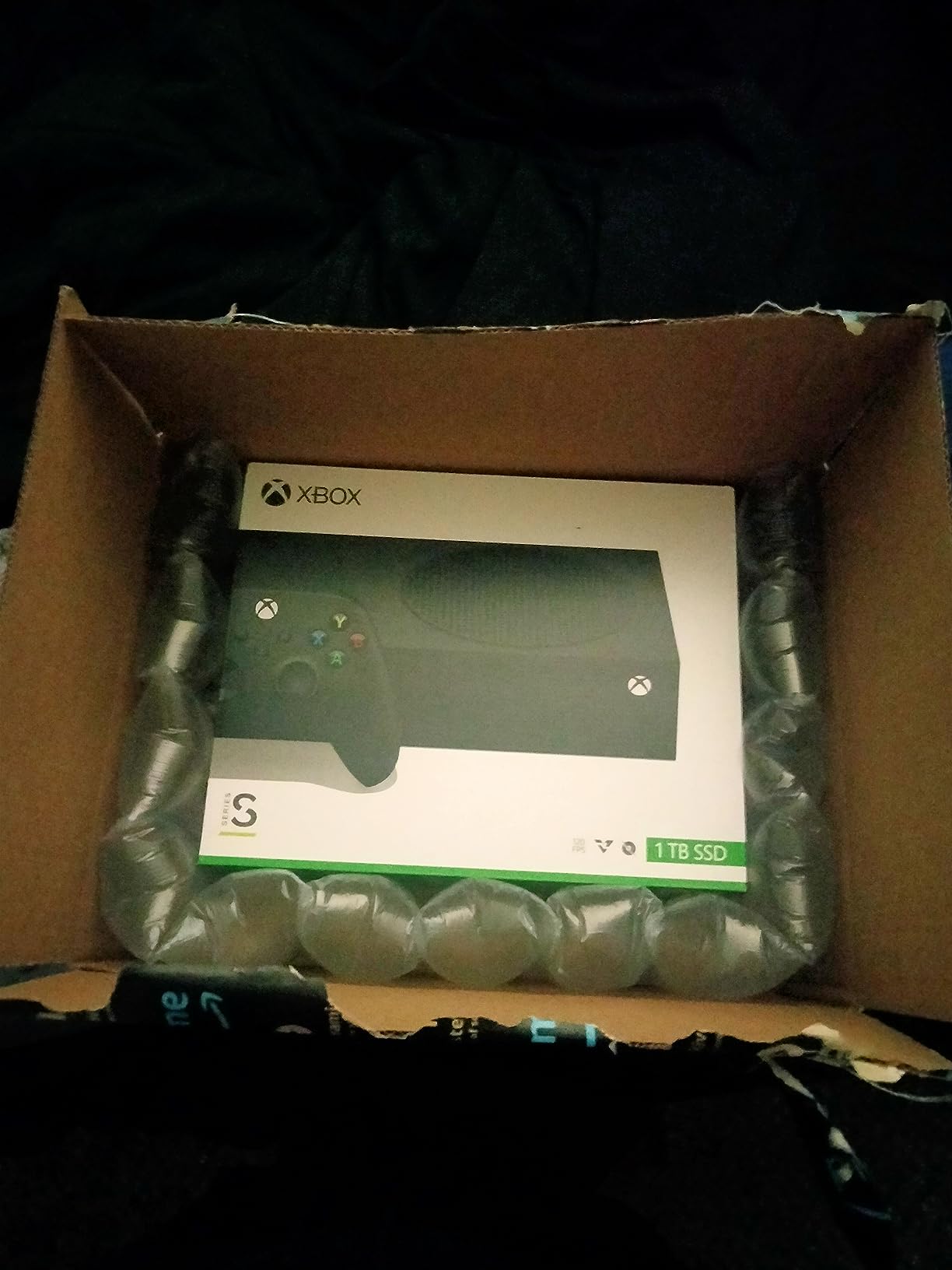 Xbox Microsoft Series S 1TB SSD Console Carbon Black - Includes Wireless Controller - Up to 120 frames per second - 10GB RAM 1TB SSD Customer Review Xbox Microsoft Series S 1TB SSD Console Carbon Black - Includes Wireless Controller - Up to 120 frames per second - 10GB RAM 1TB SSD - Customer Photo 1